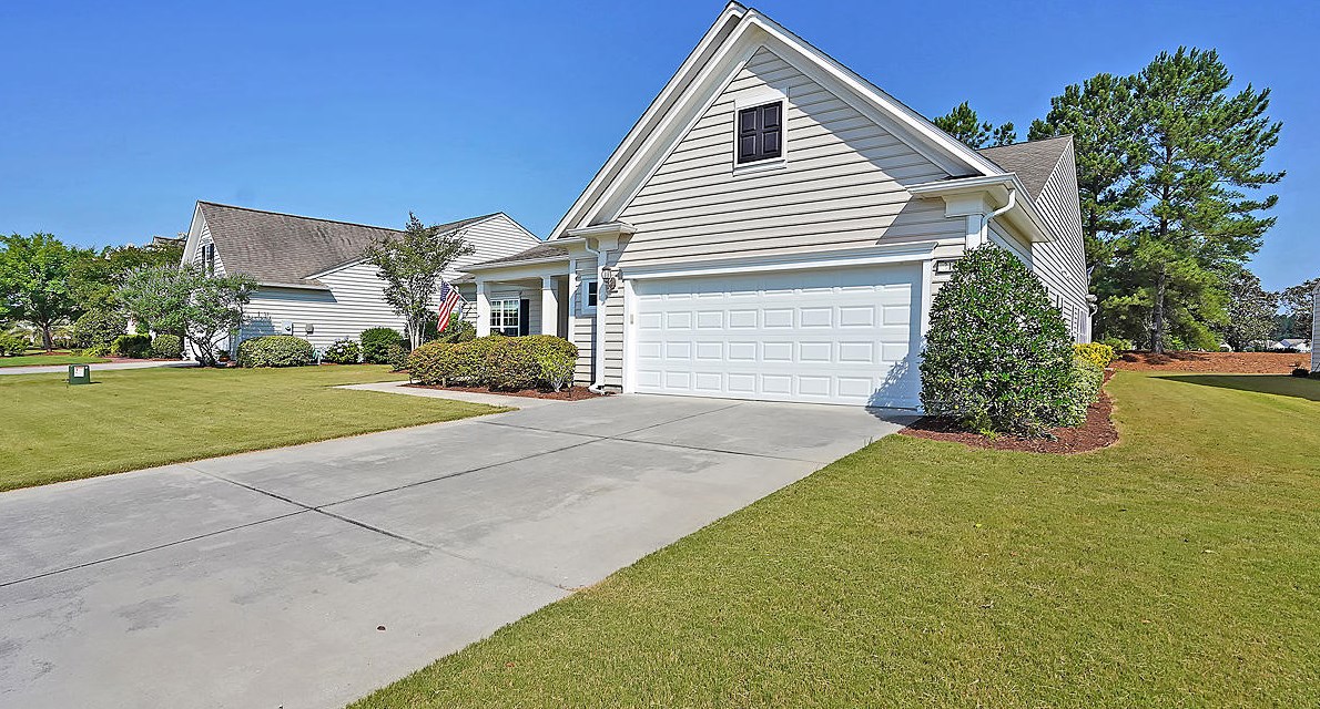 312 Oyster Bay Dr, Summerville, SC 29483-6945