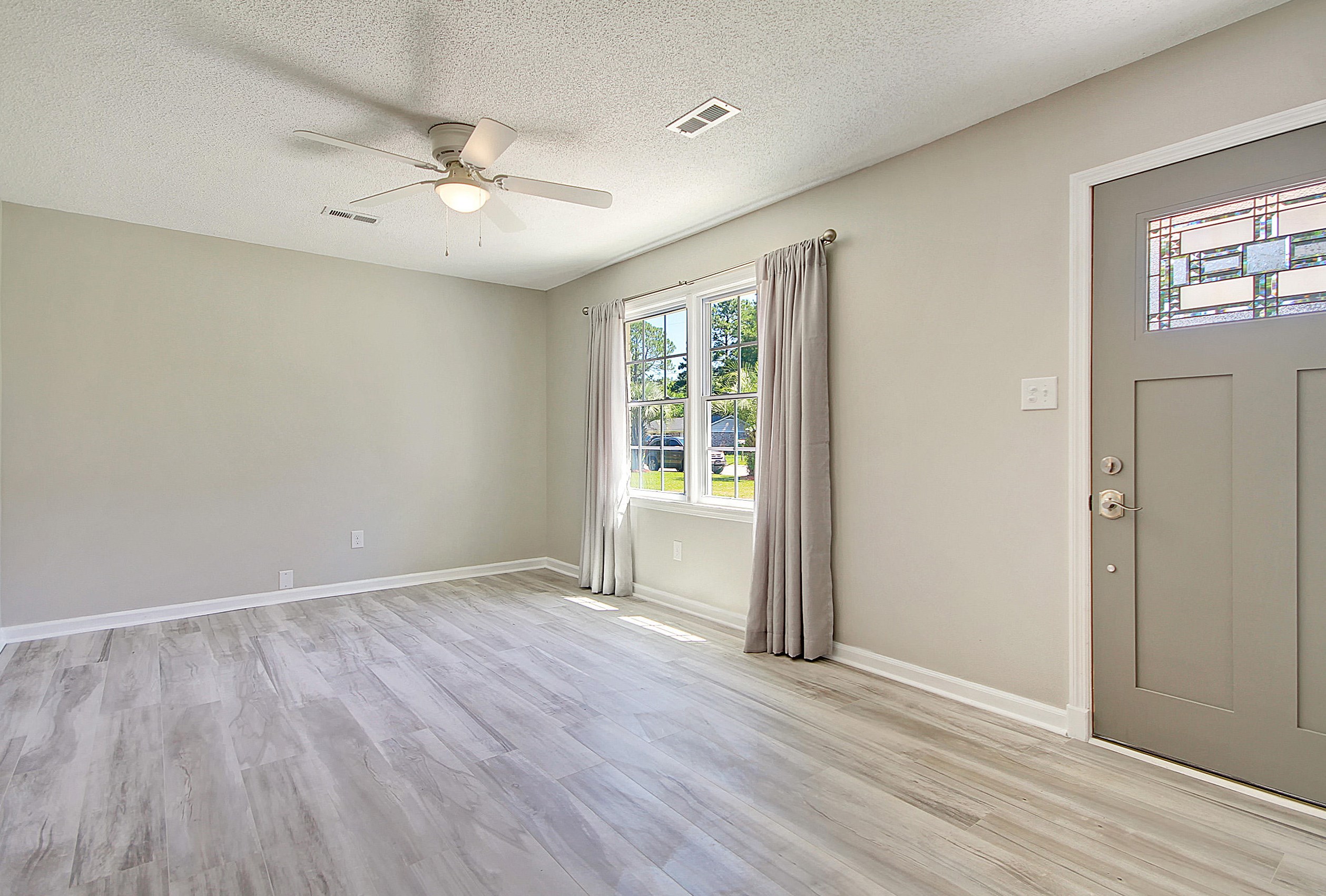 7625 Vanderbrook Pl, Charleston SC  29420-8830 exterior