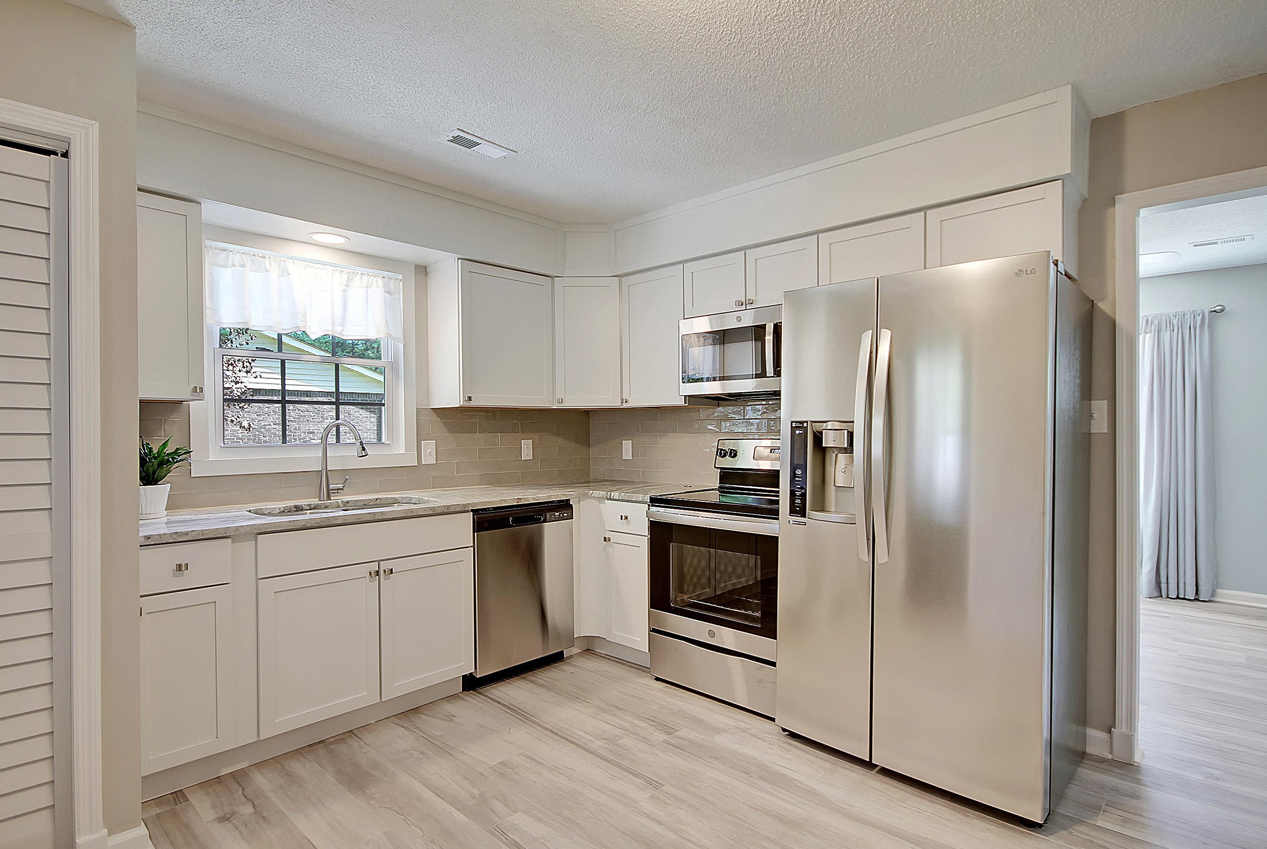 7625 Vanderbrook Pl, Charleston SC  29420-8830 exterior