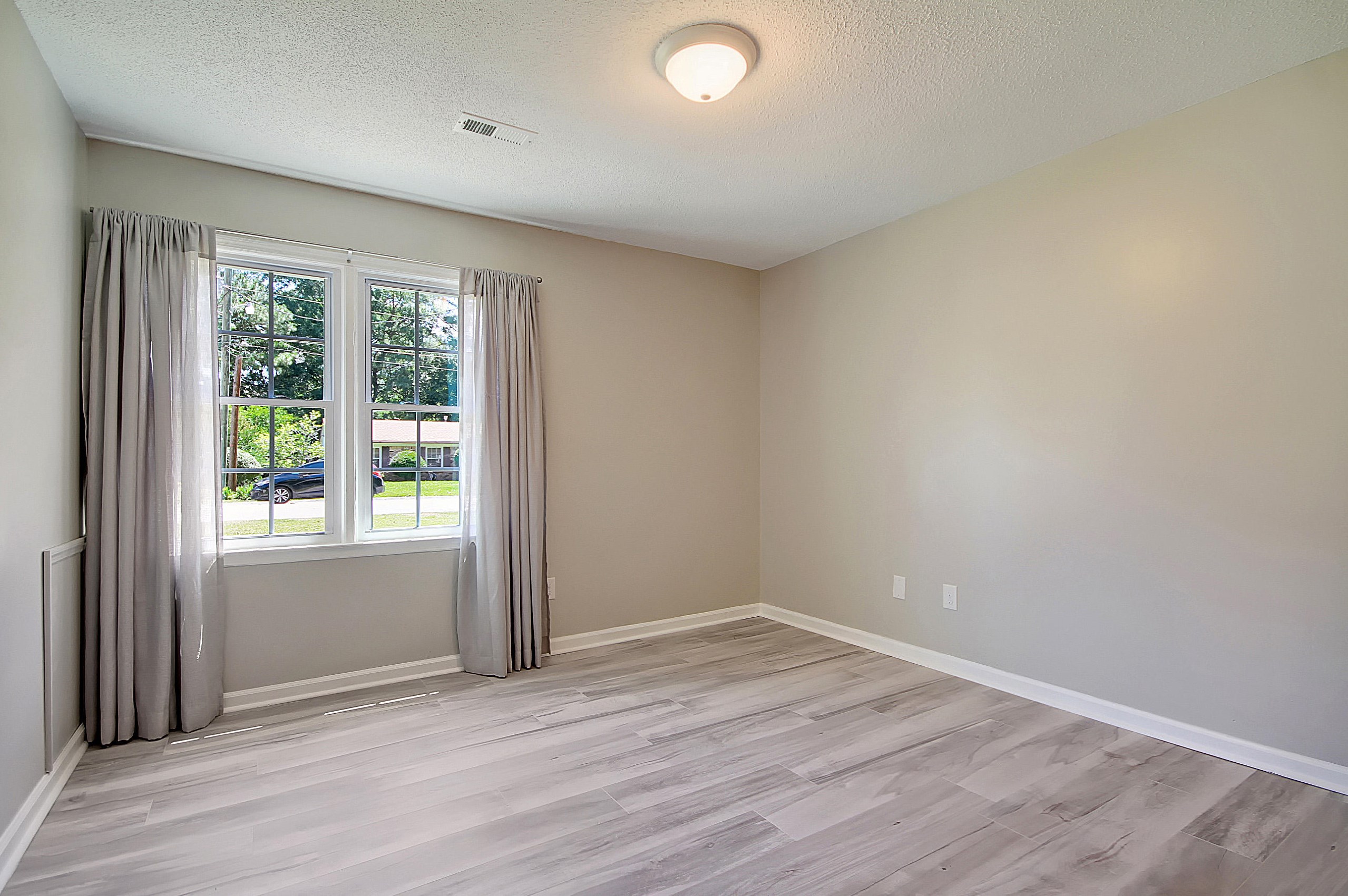 7625 Vanderbrook Pl, Charleston SC  29420-8830 exterior