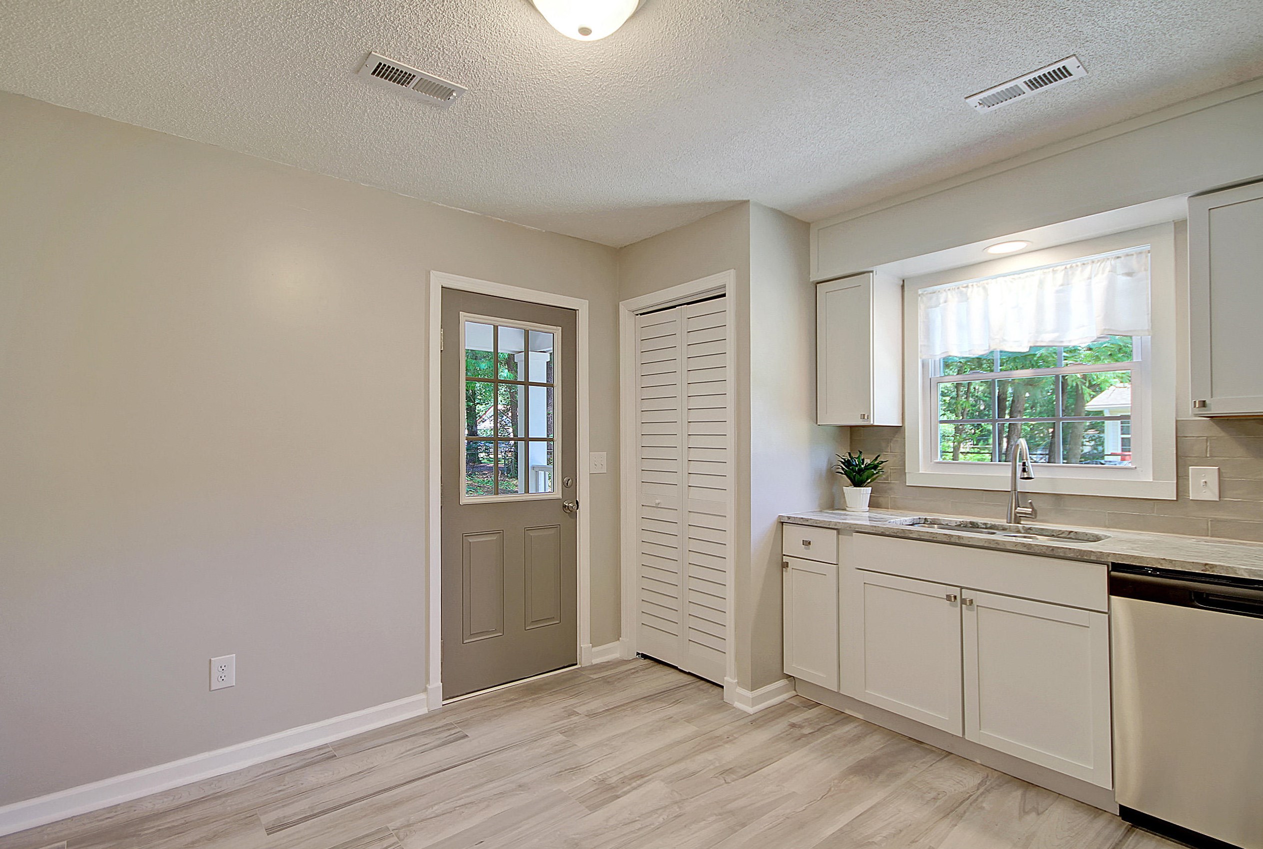 7625 Vanderbrook Pl, Charleston SC  29420-8830 exterior