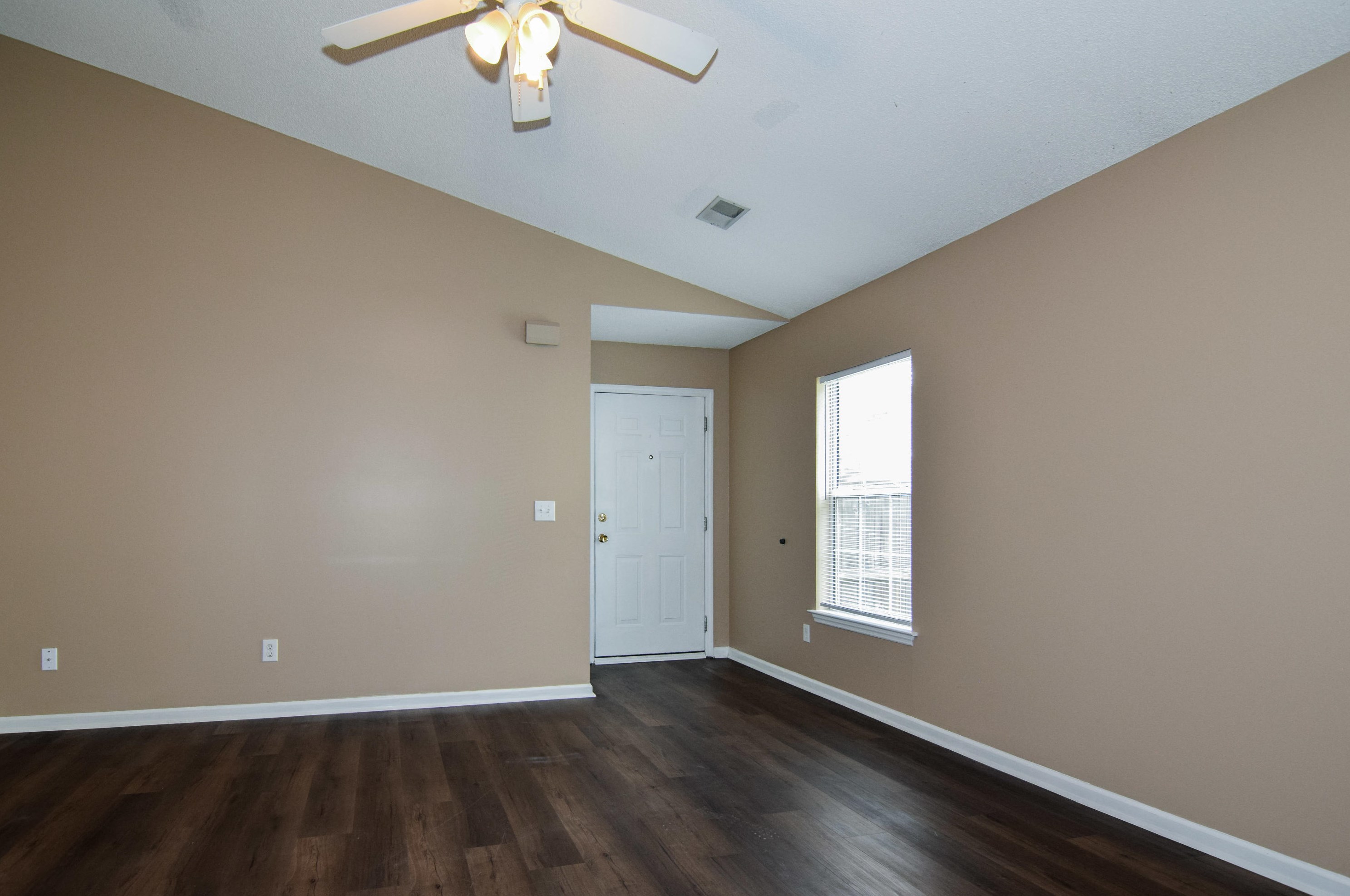 158 2 Pond Loop, Ladson, SC 29456
