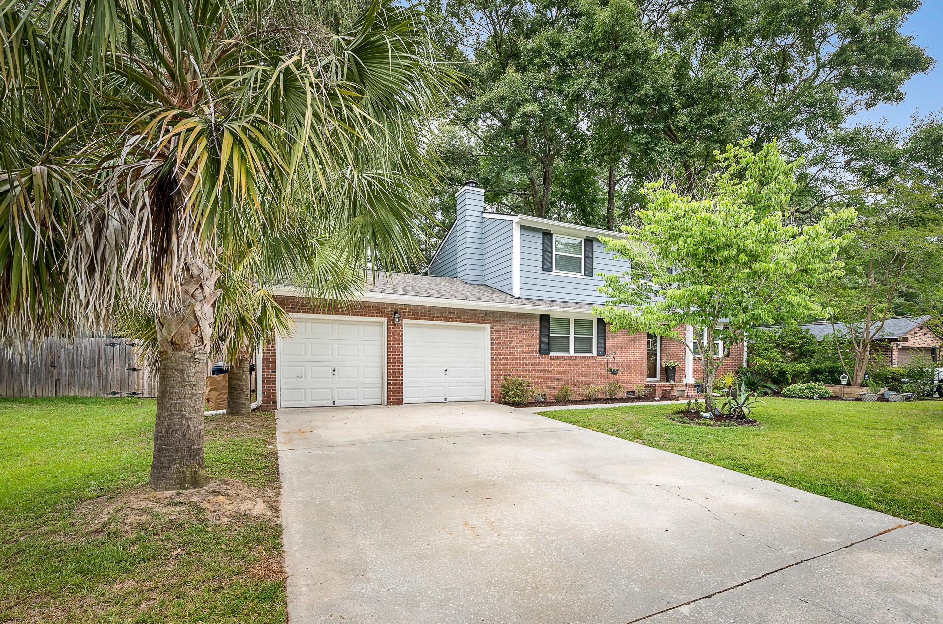 229 Brailsford Rd, Summerville, SC 29485-5405