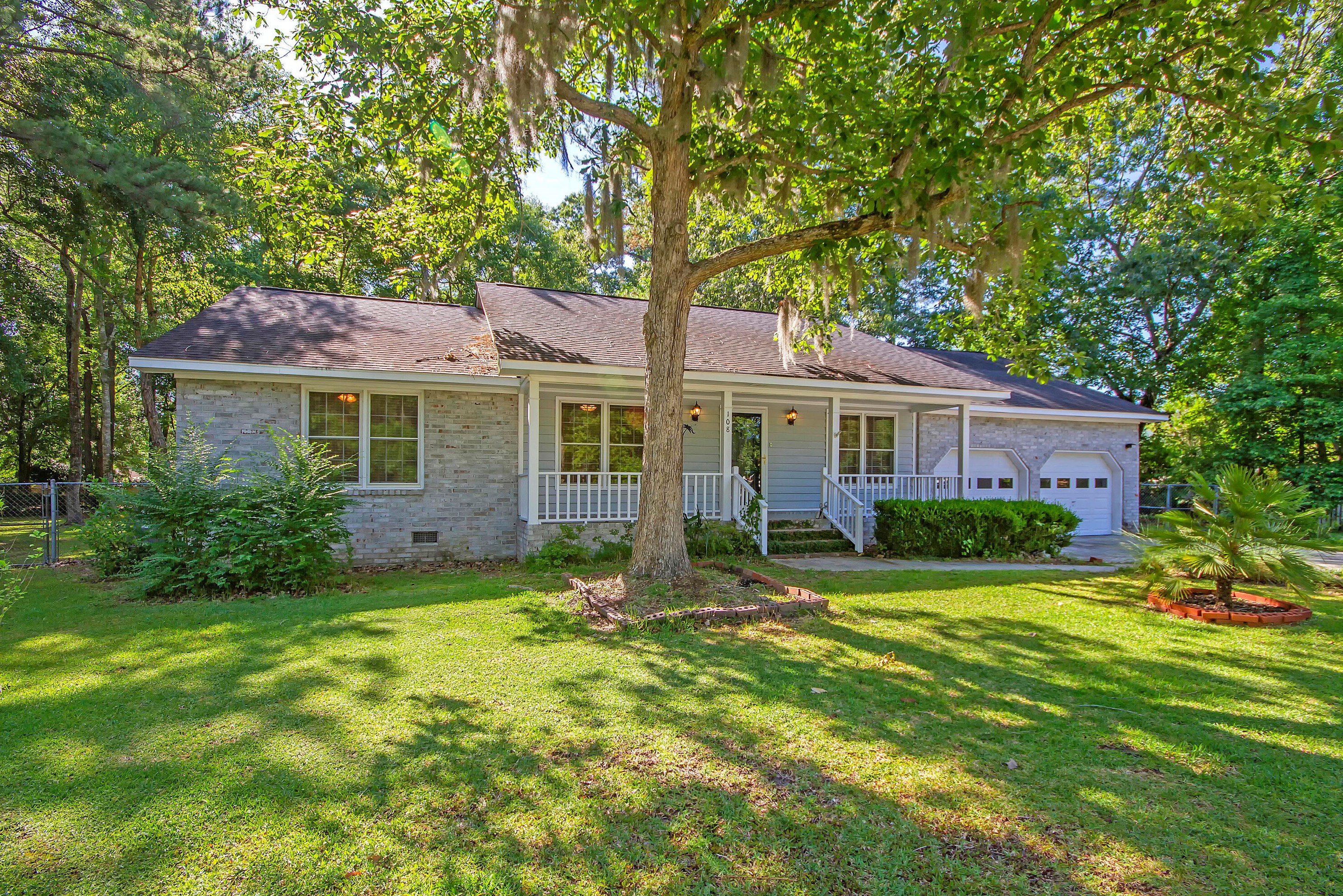 108 Evance Ct, Summerville, SC 29485-5219