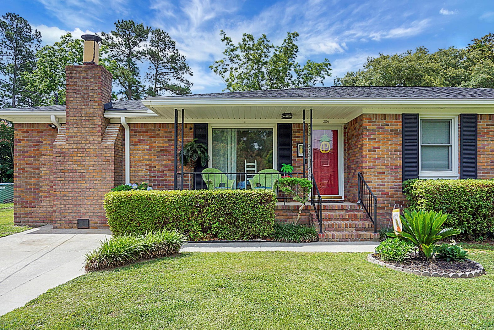 206 Cardinal Dr, Summerville, SC 29485-7016