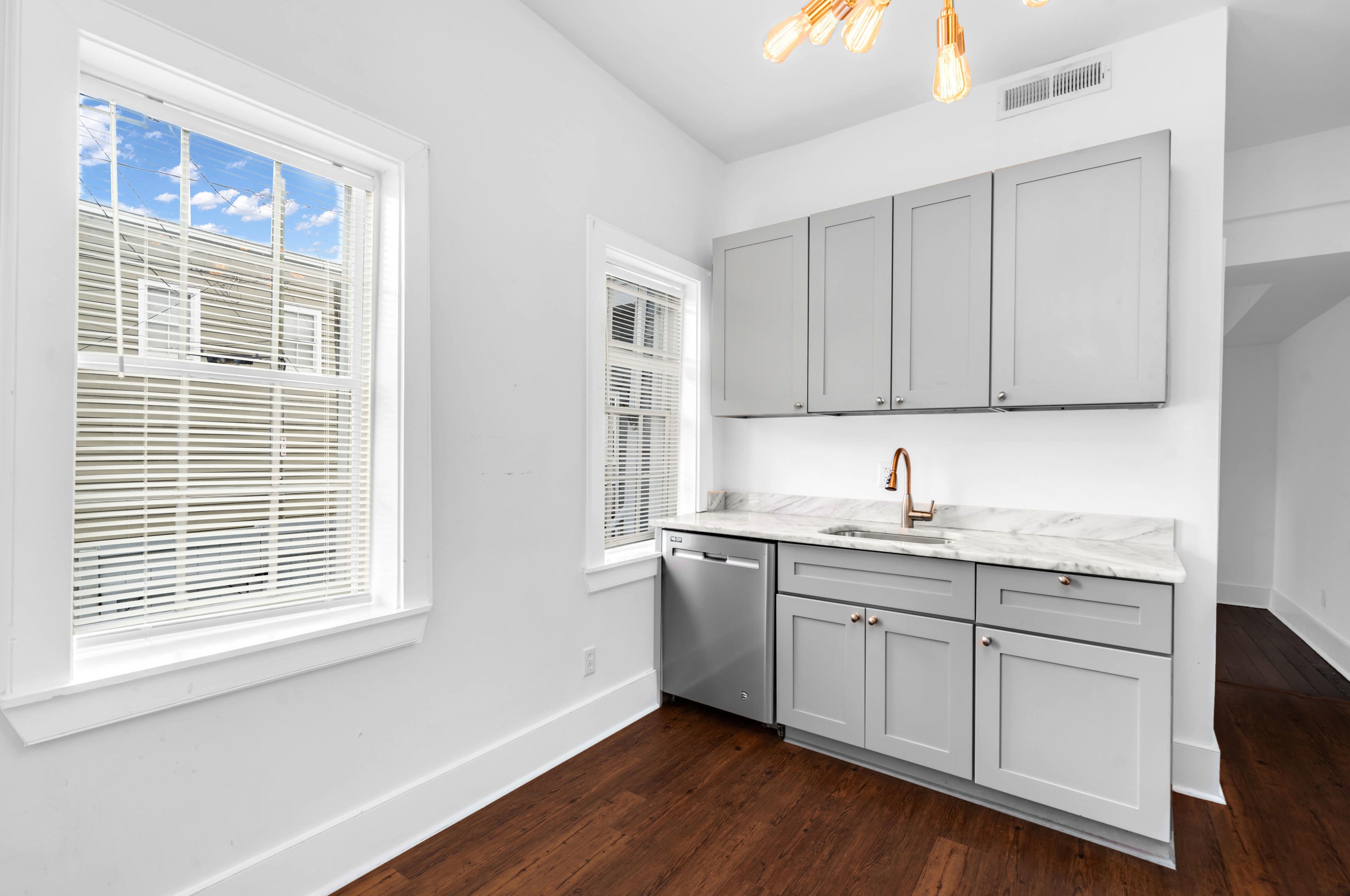 68 South St, Charleston SC  29403-6216 exterior