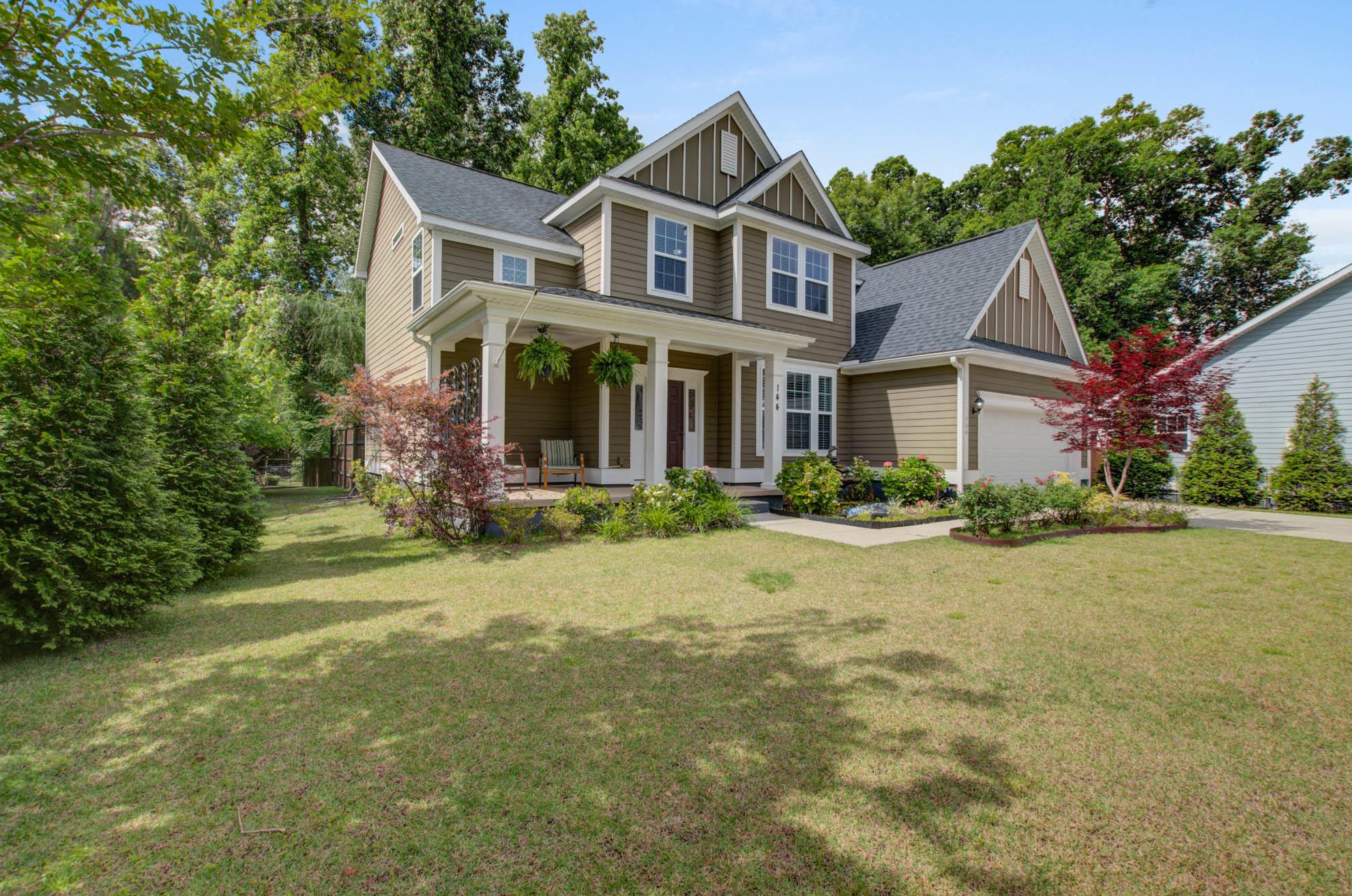 144 Tyvola Dr, Summerville, SC 29485-8333