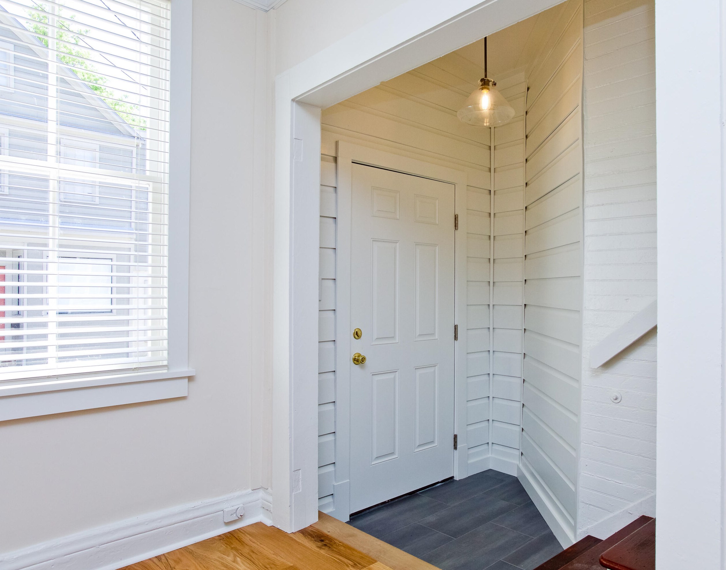 32 Amherst St, Charleston SC  29403-5617 exterior