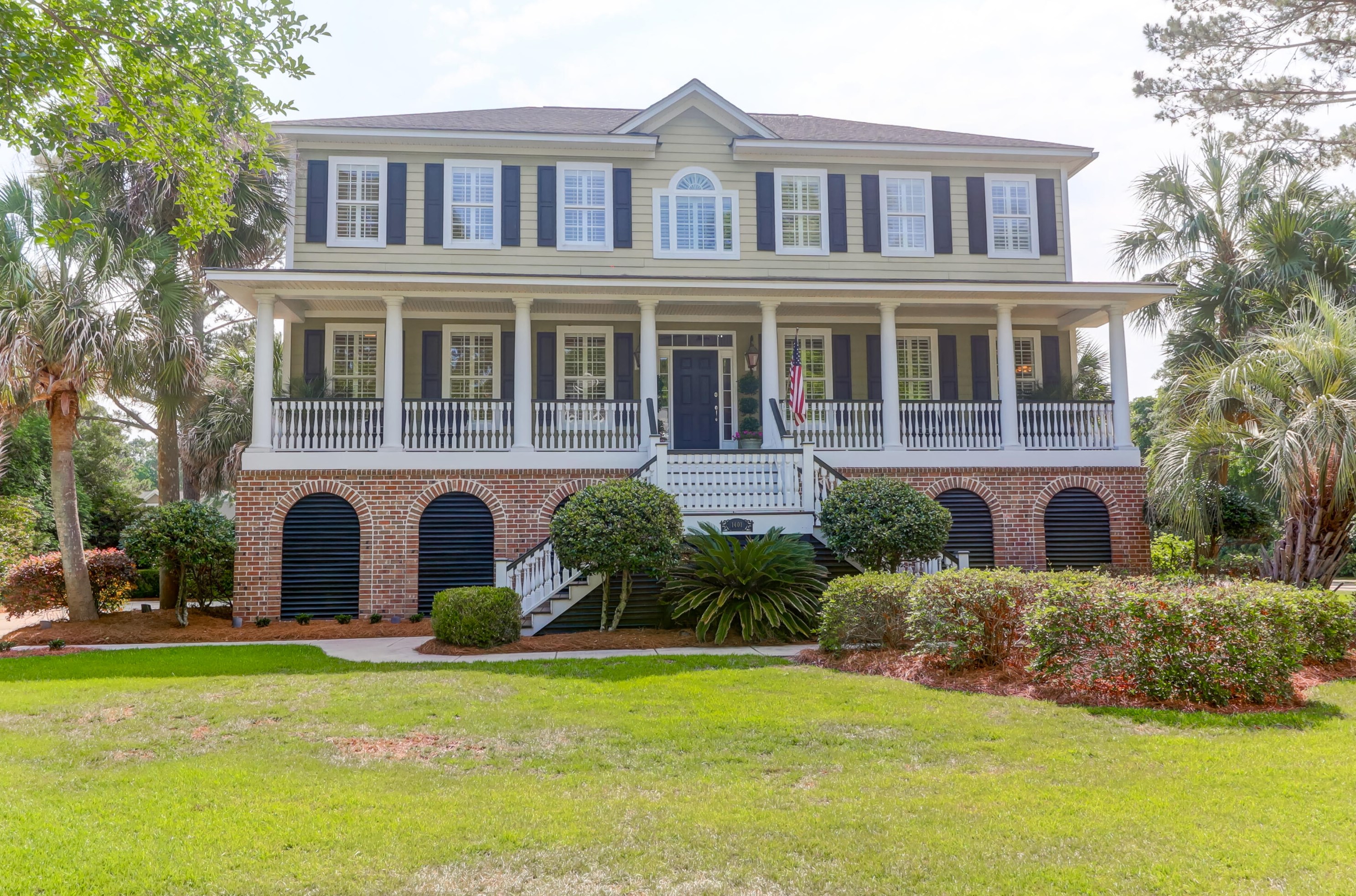 1401 Walking Trail Ct, Mount Pleasant, SC 29466