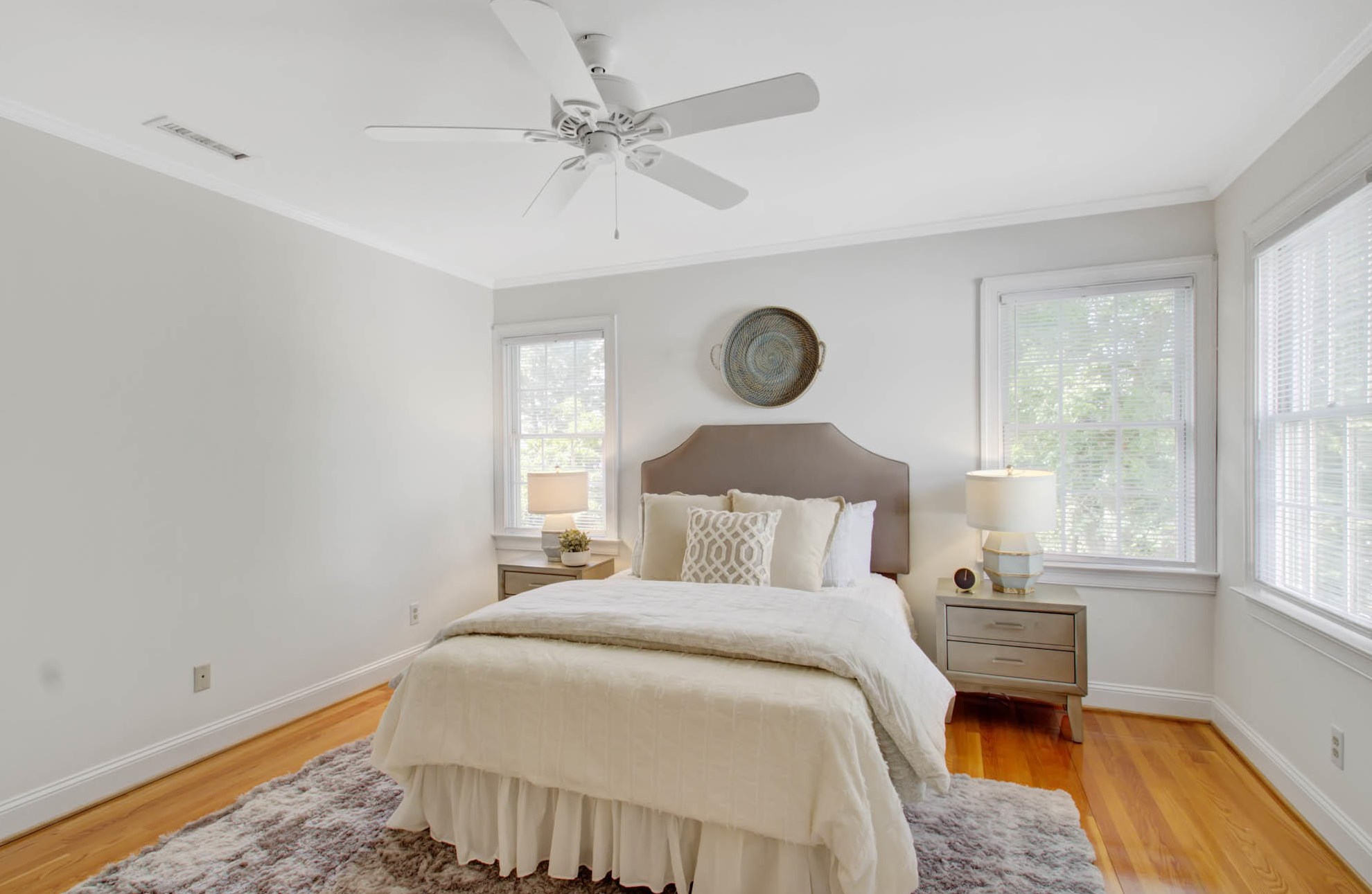 55 Battery St, Charleston SC 29401-0027 exterior