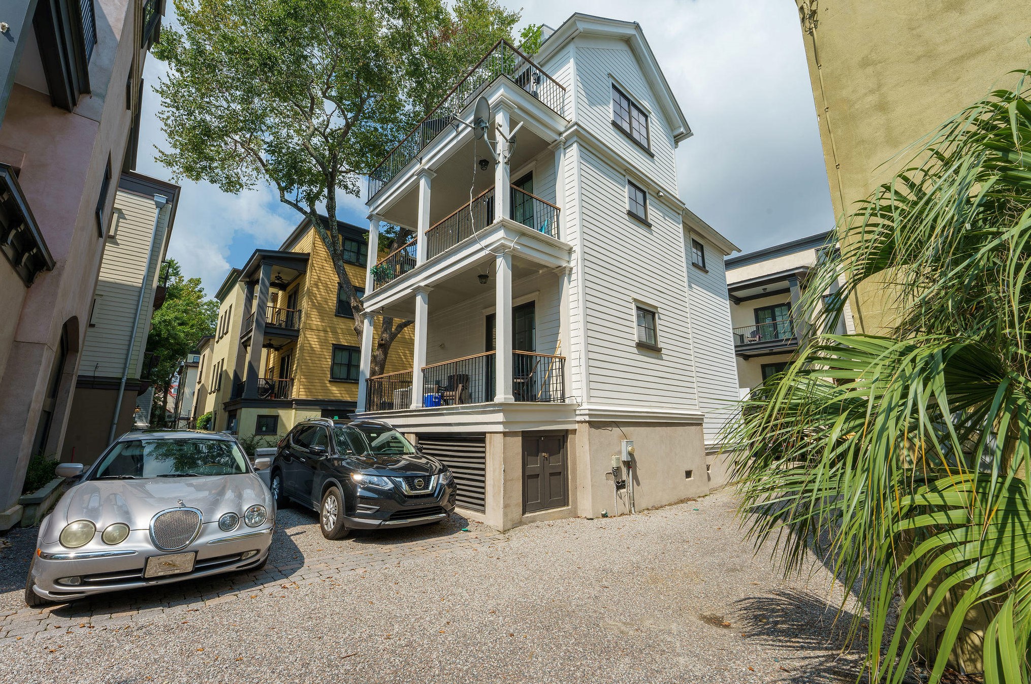 19 Corinne St, Charleston SC  29403-6191 exterior