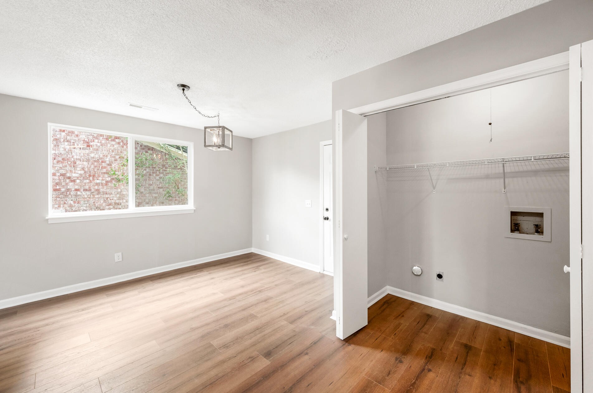 75 Tanbark Ct, Charleston SC  29445-3805 exterior