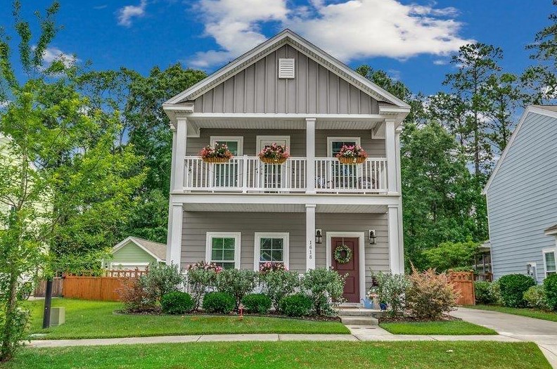 1618 Sparkleberry Ln, Johns Island, SC 29455