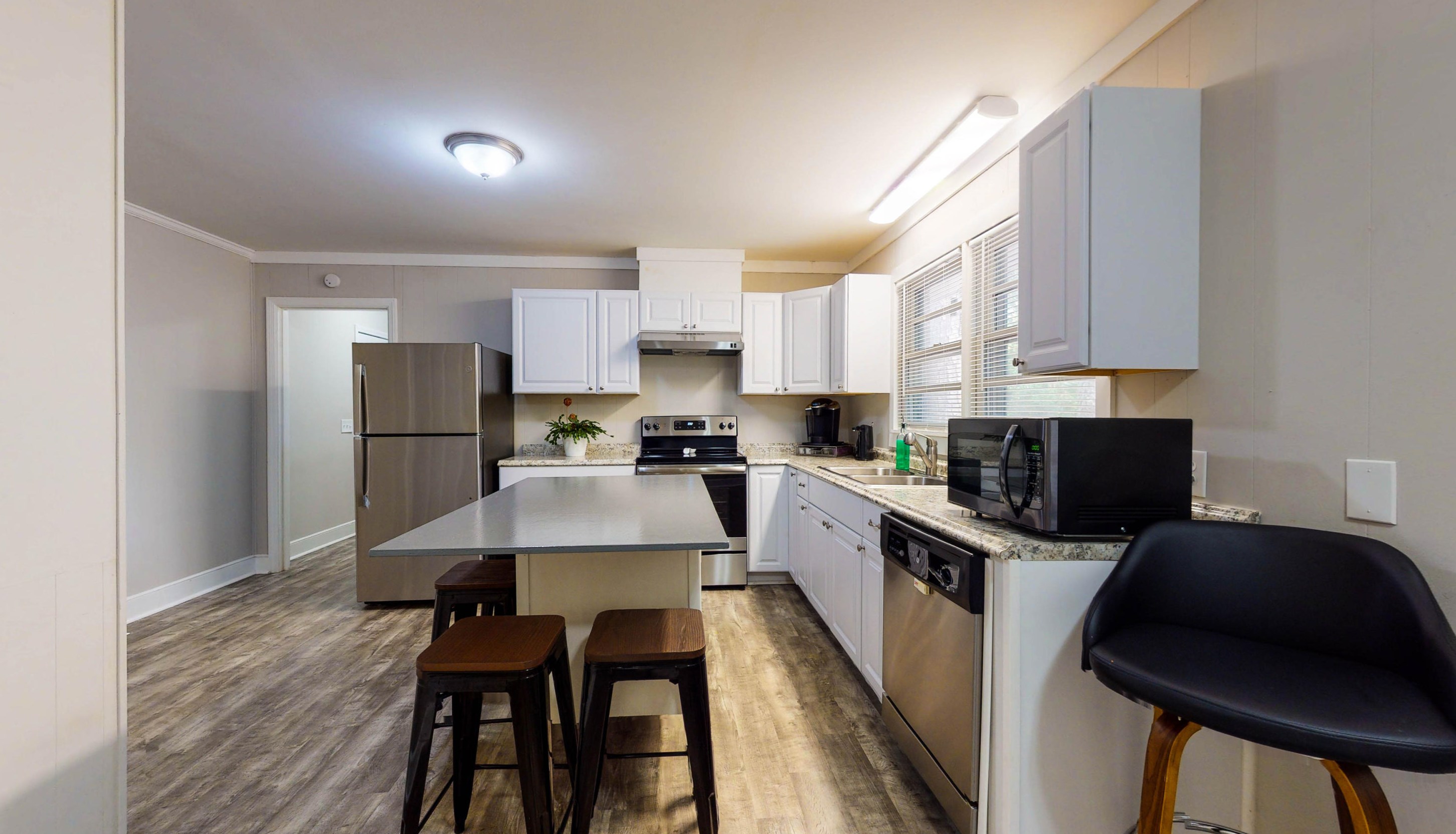500 Haynes St, Walterboro SC  29488-3220 exterior