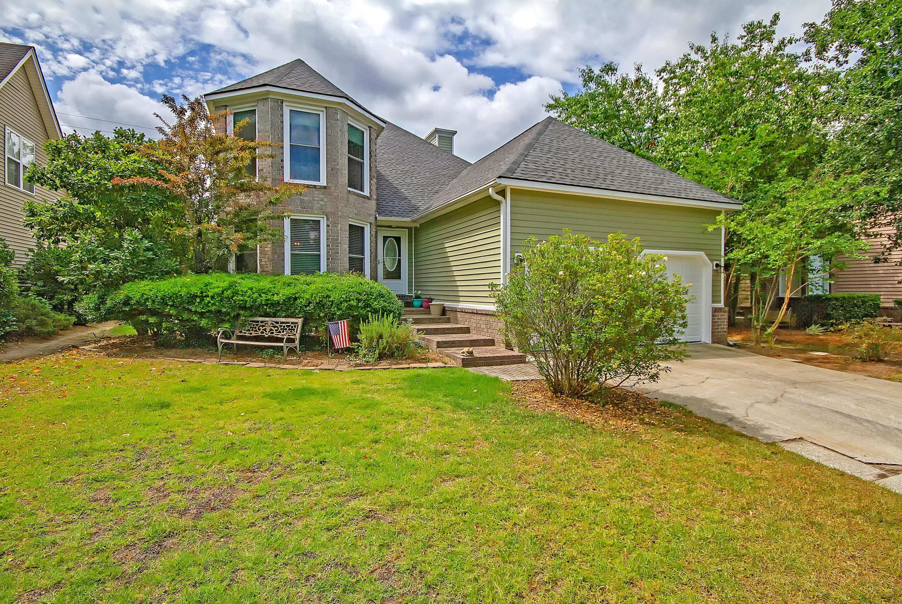 9 Oatly Cir, Charleston SC  29414-6817 exterior