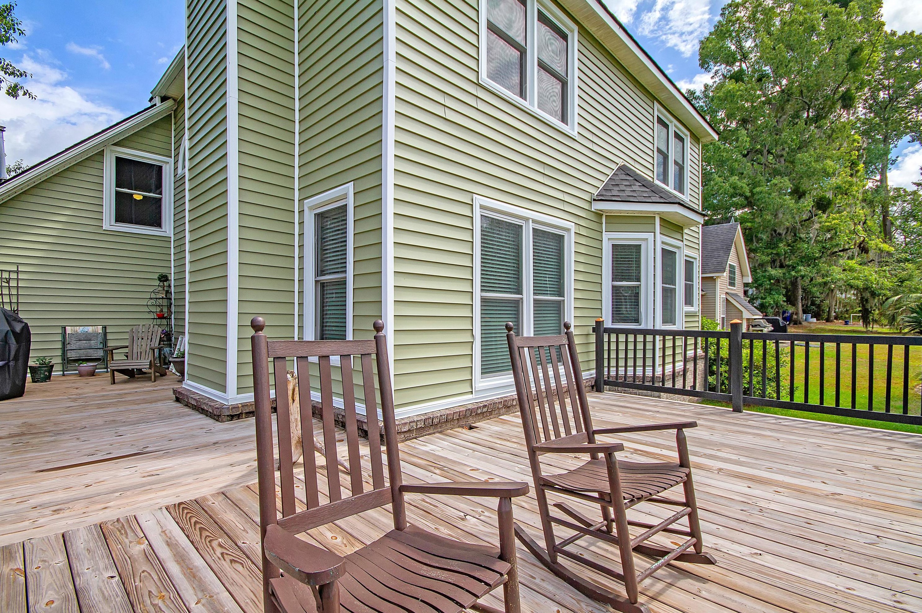 9 Oatly Cir, Charleston SC  29414-6817 exterior