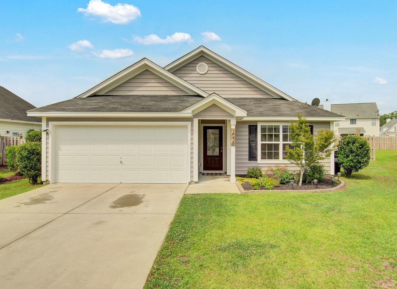 2008 Culloden Dr, Summerville, SC 29483-8358