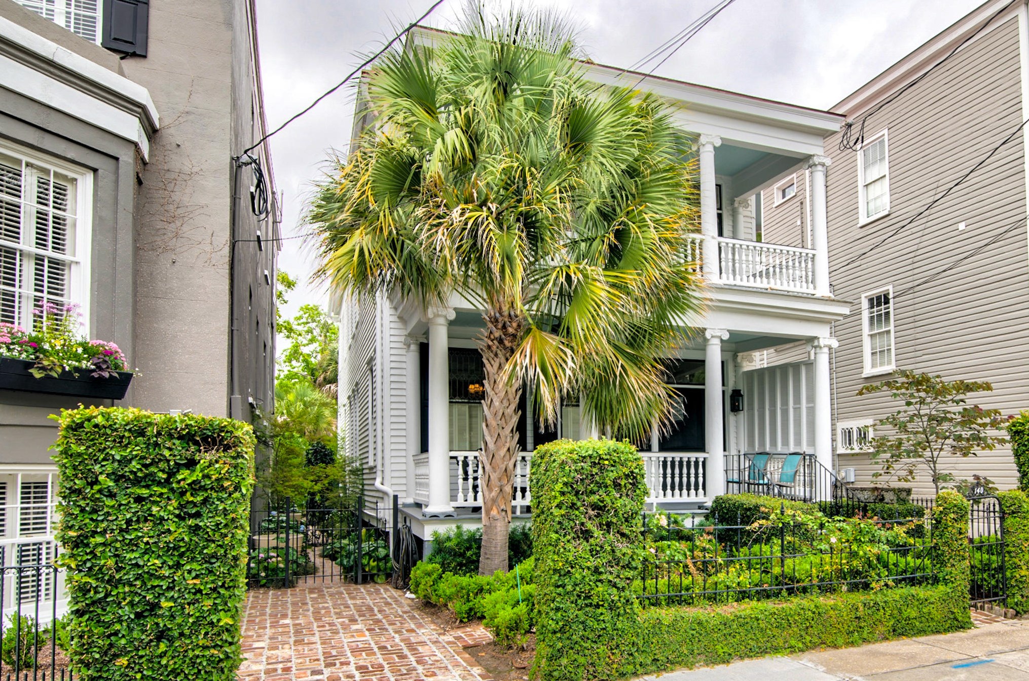 140 Tradd St, Charleston, SC 29401-2418