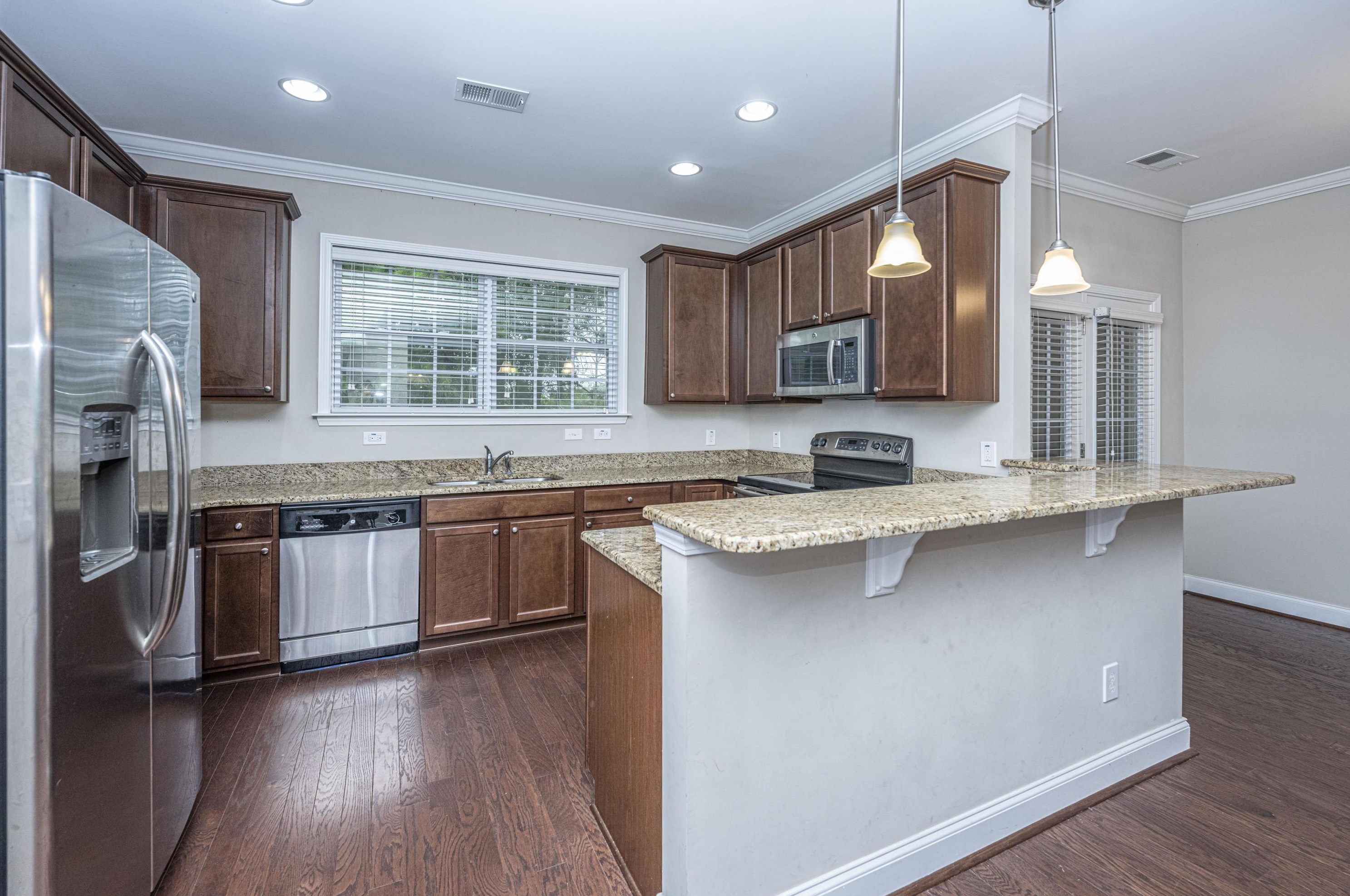 4059 Hartland St, Charleston, SC 29414-6094