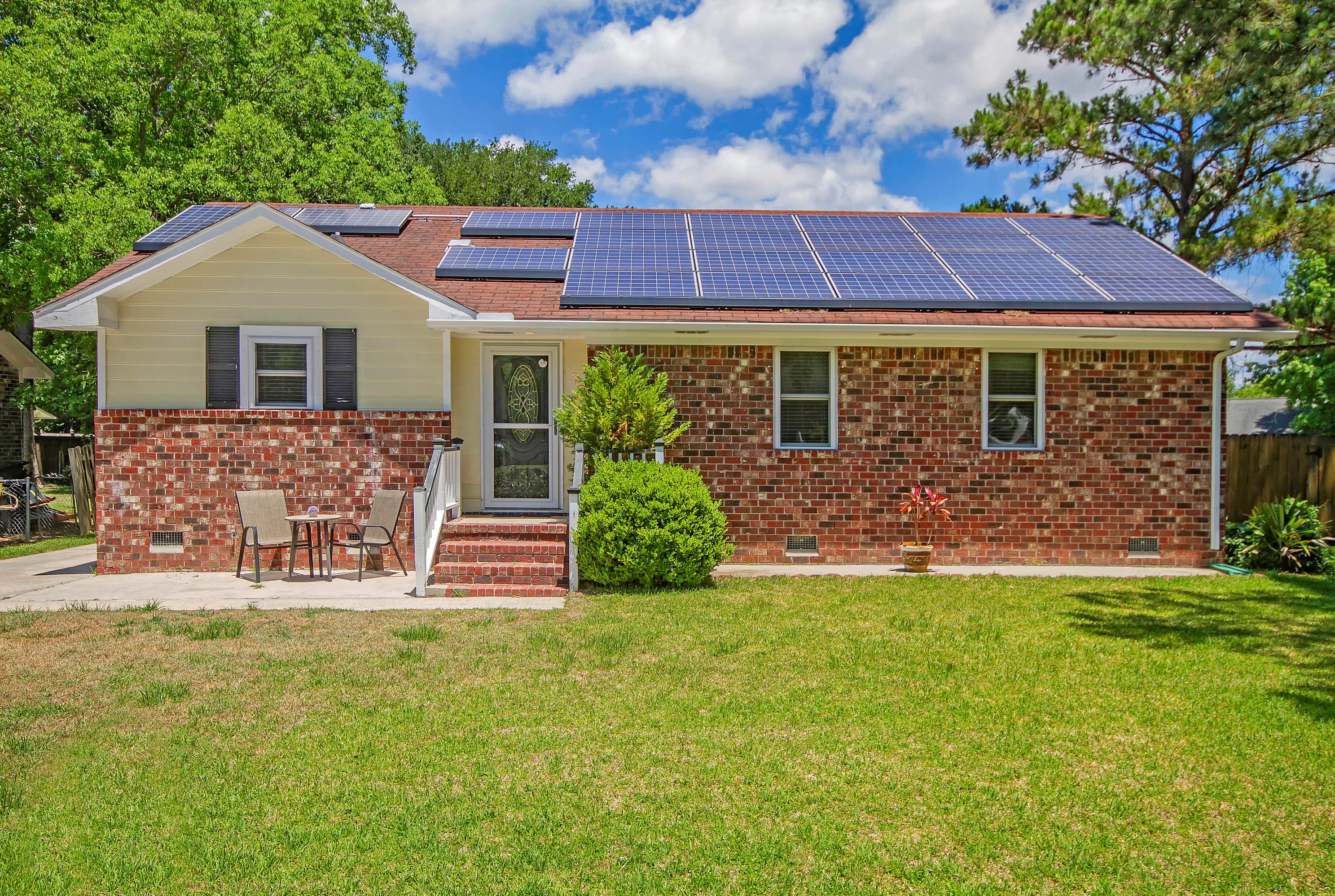 1508 Wakendaw Rd, Mount Pleasant, SC 29464