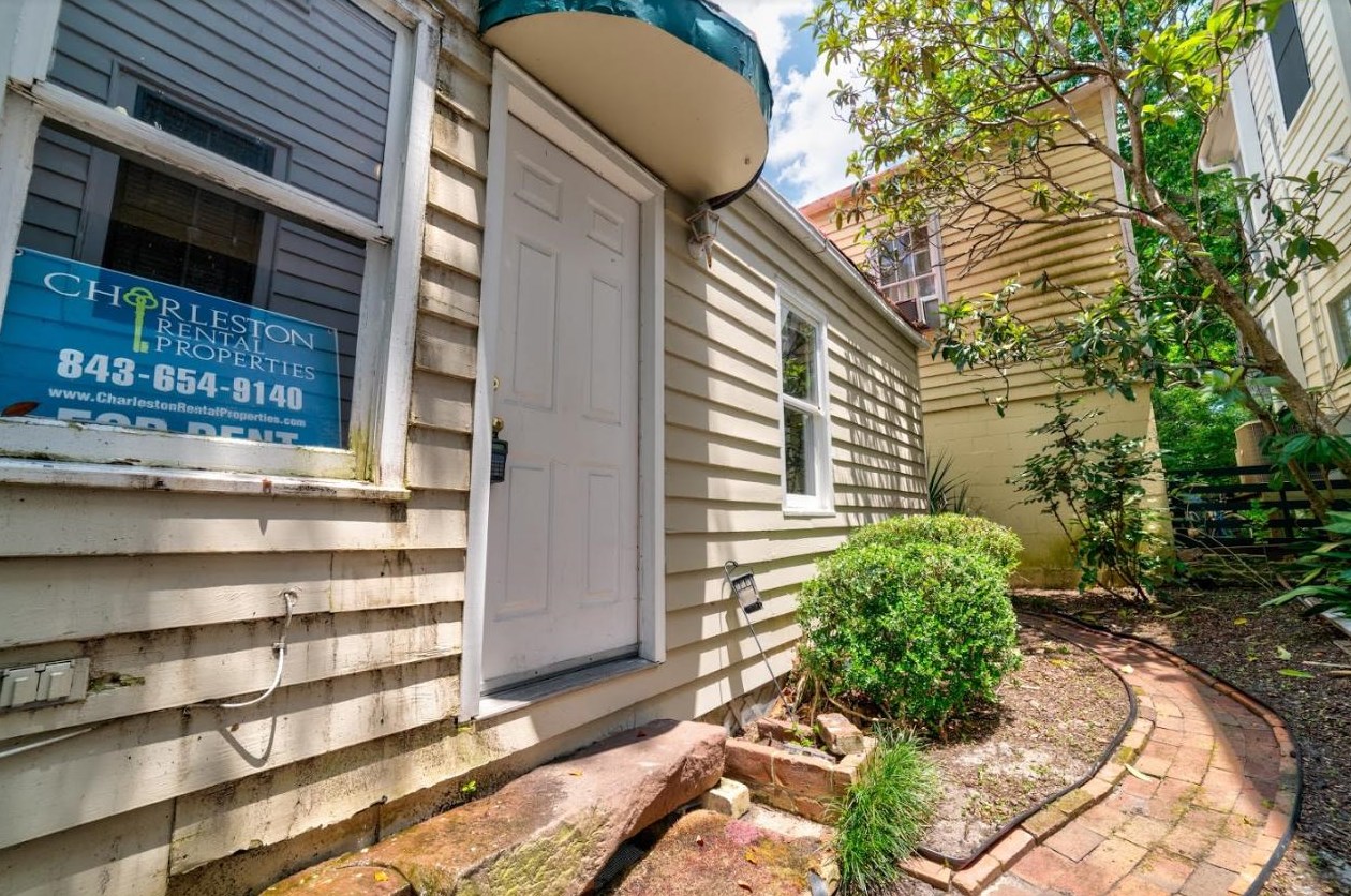 66 Smith St #b, Charleston, SC 29401