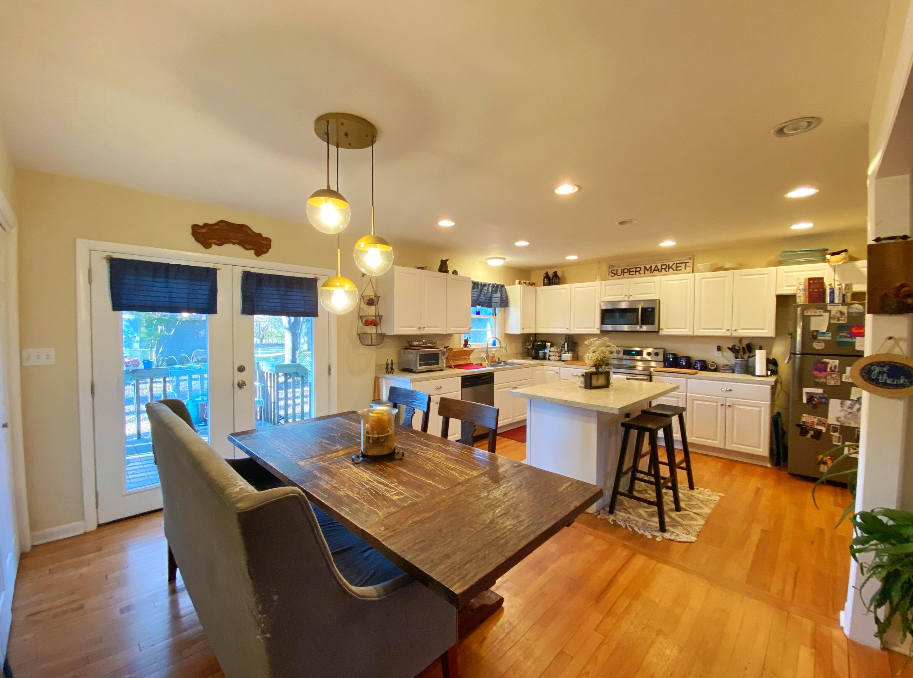 100 Holly Ave, Summerville, SC 29485-4523