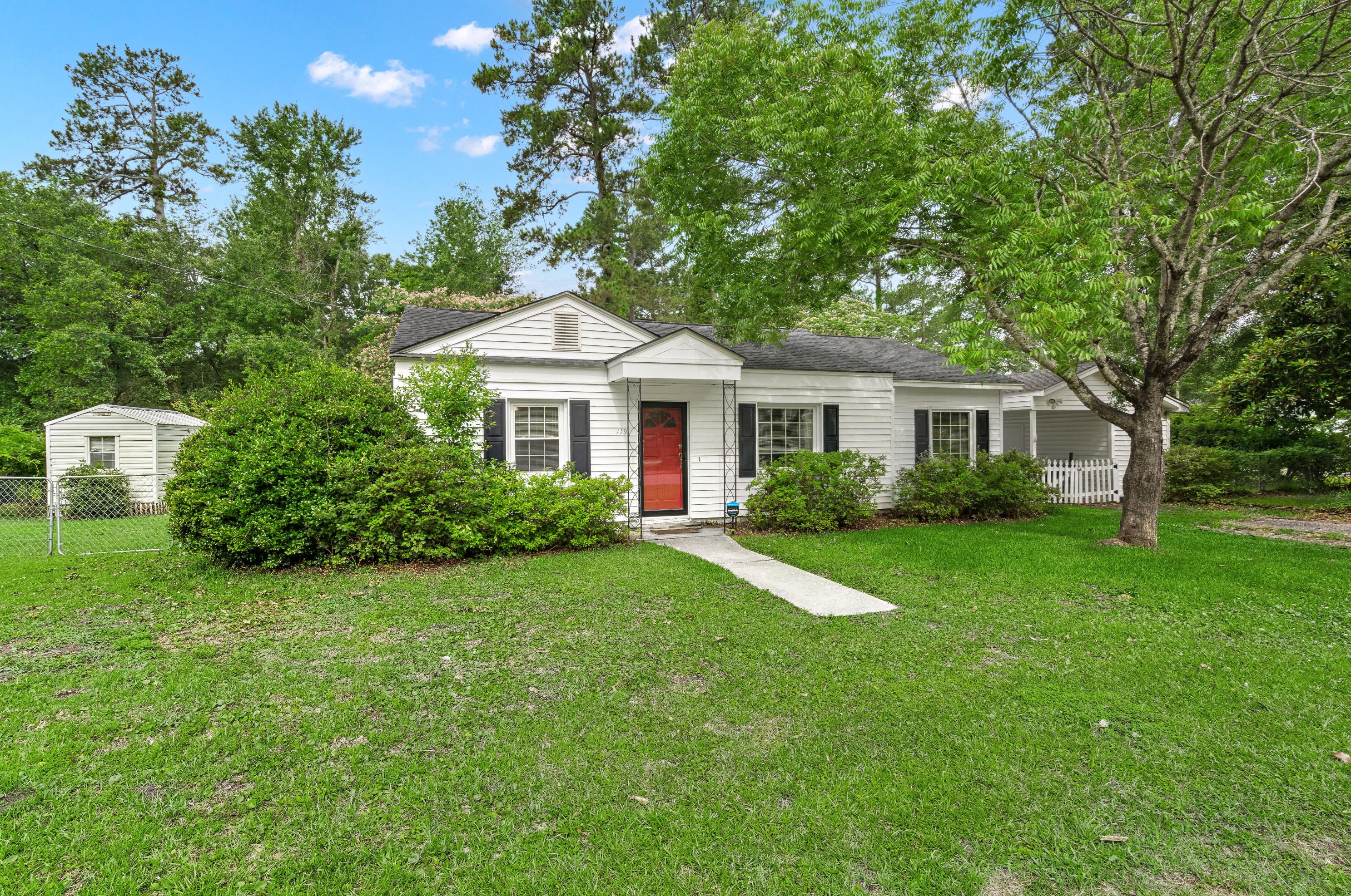 119 Mary St, Summerville, SC 29483-4011
