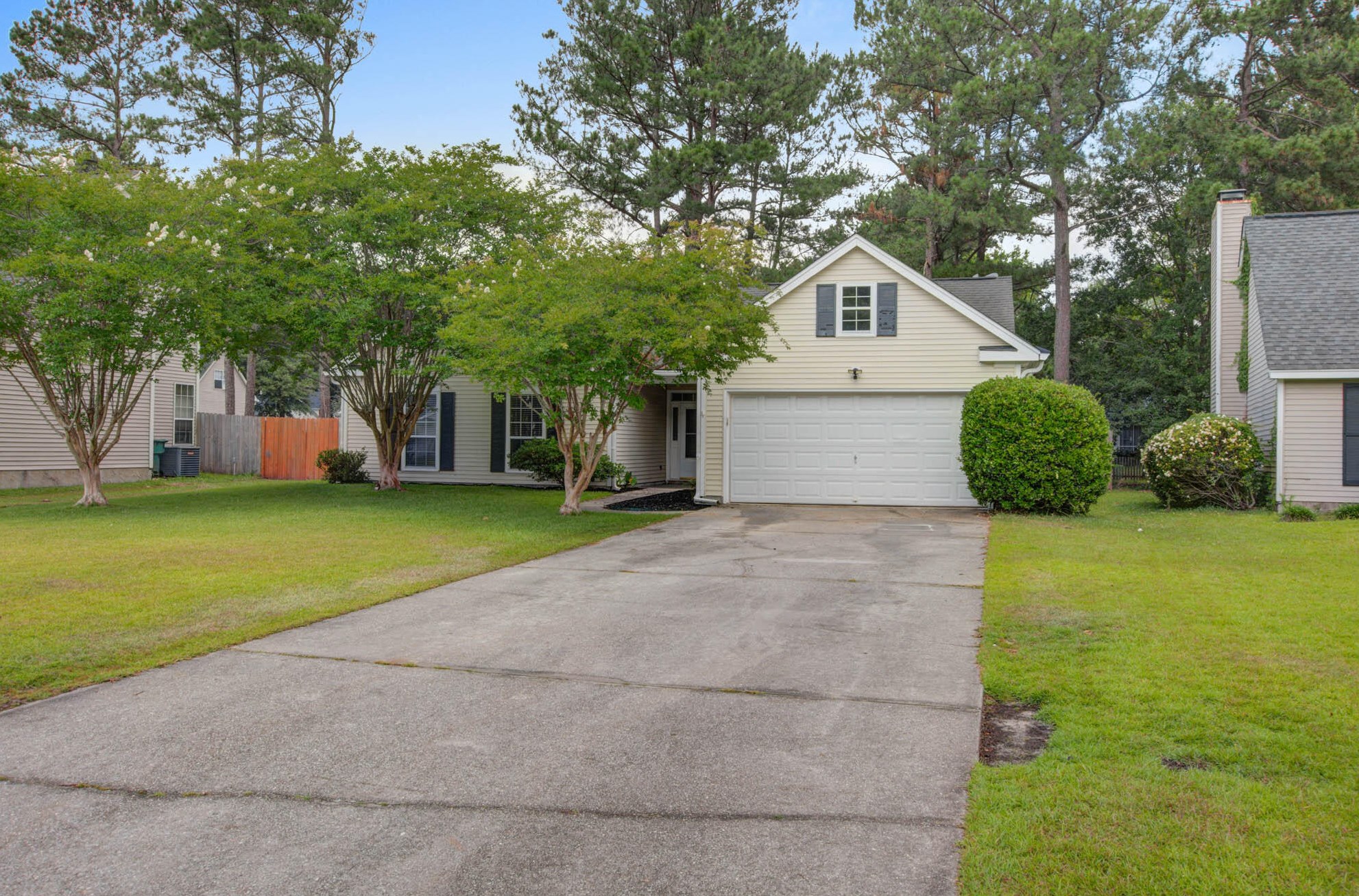 631 Alwyn Blvd, Summerville, SC 29485-4091
