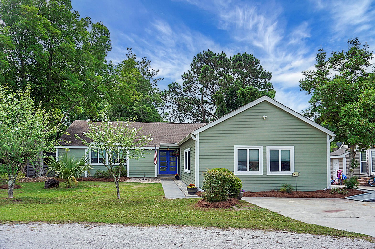 674 Williamson Dr, Mount Pleasant, SC 29464
