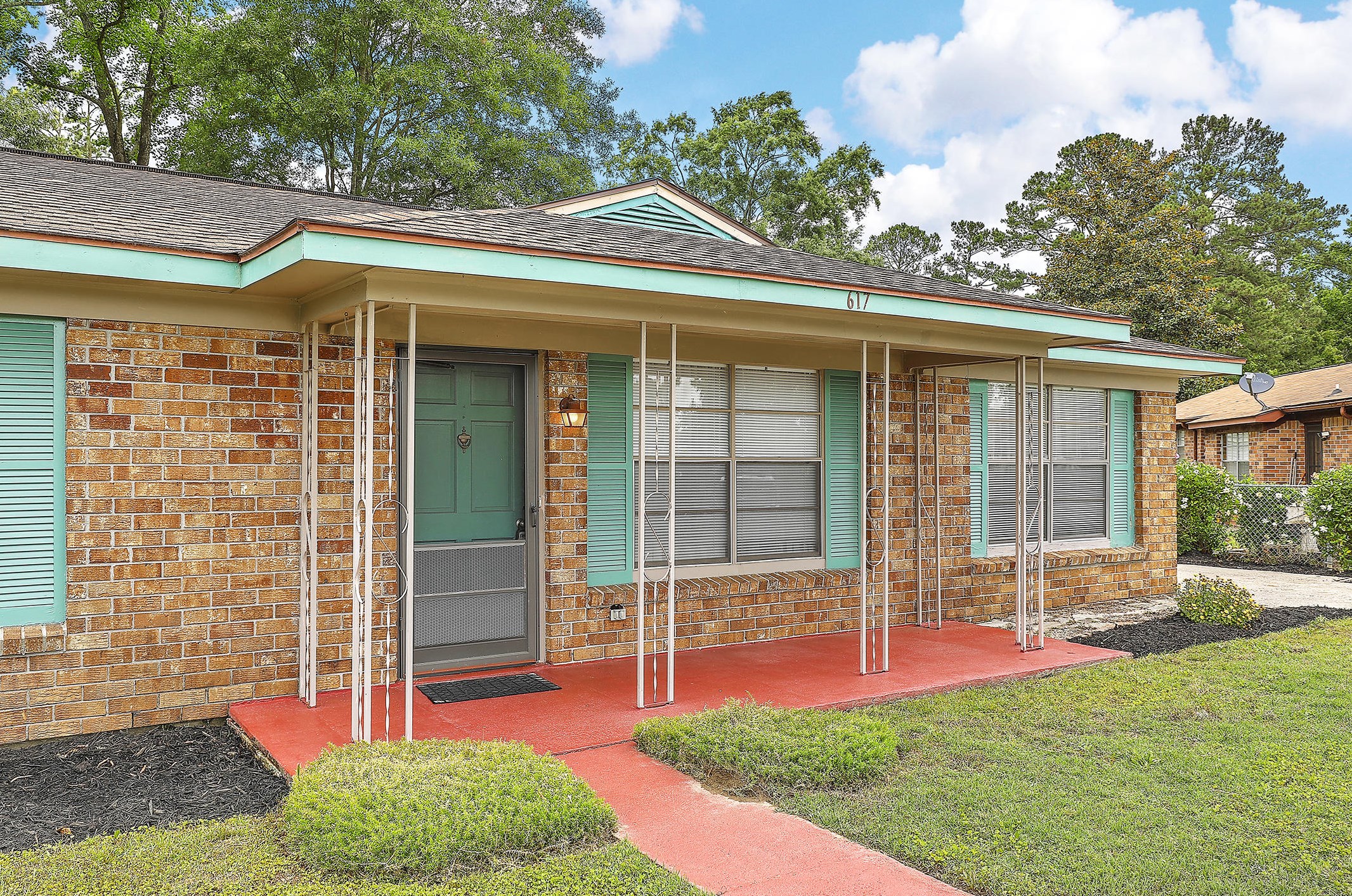 617 College Park Rd, Ladson, SC 29456