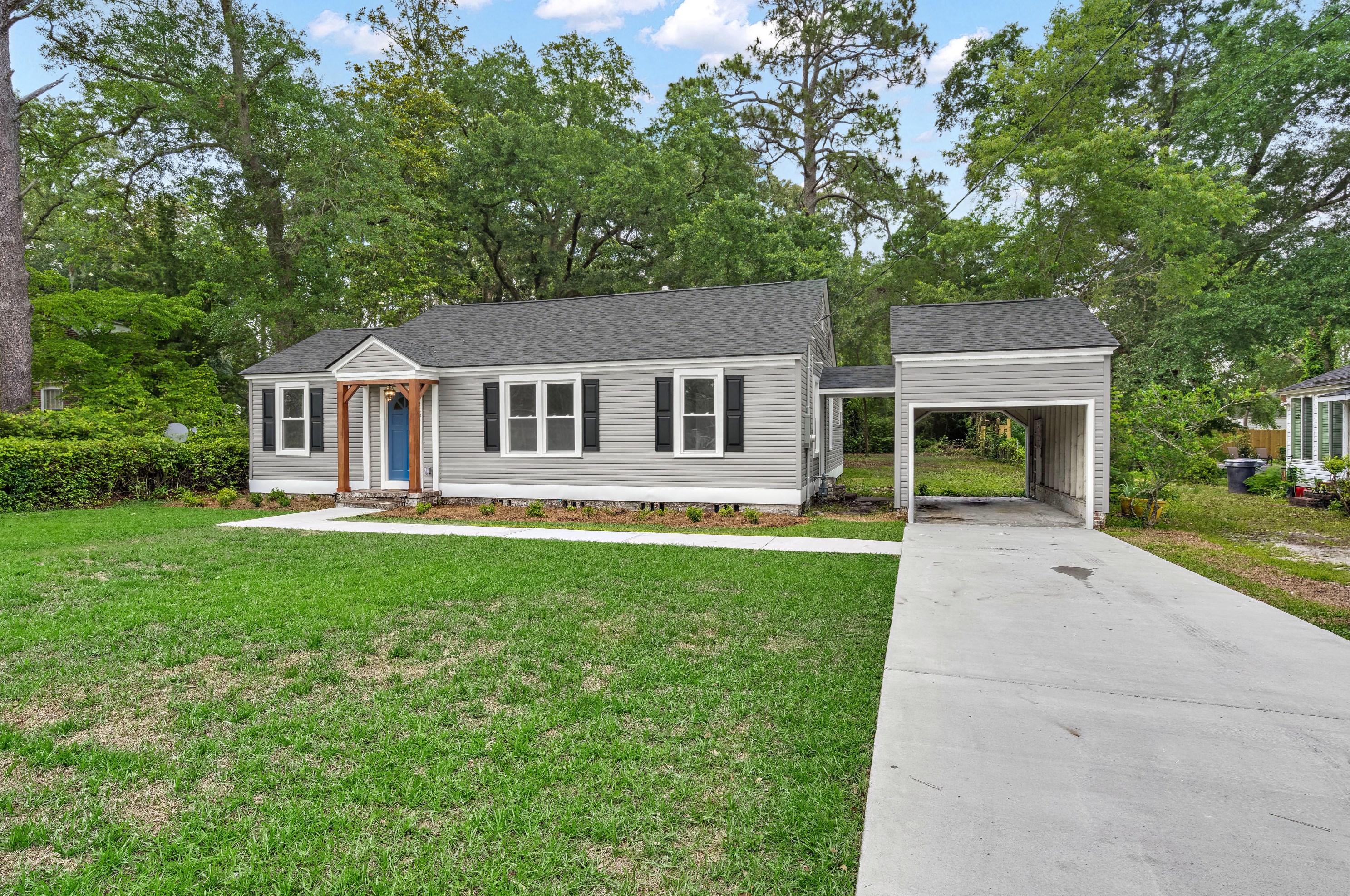 118 Strickland St, Walterboro, SC 29488-4154
