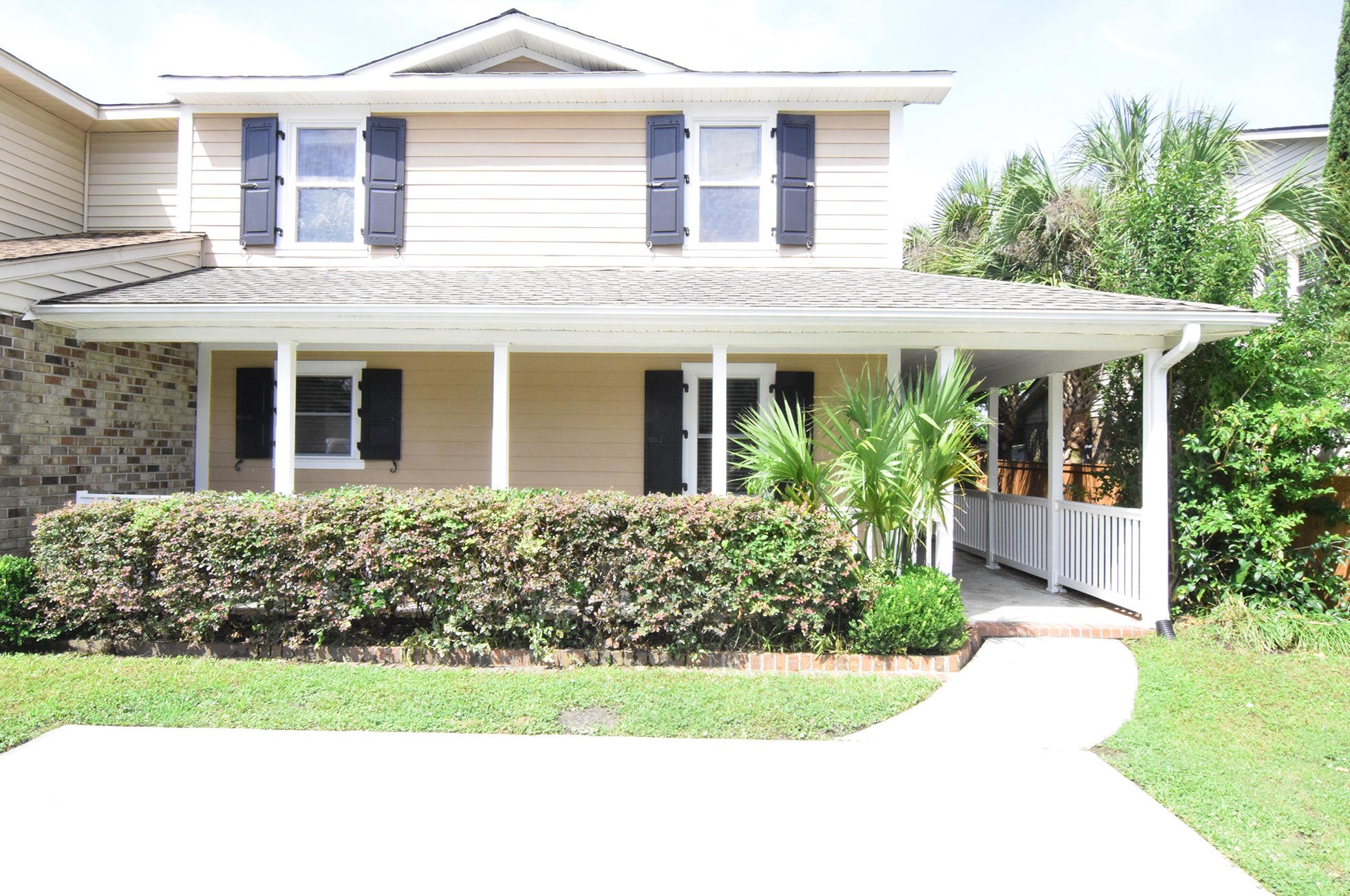 5559 Shirley Dr, Charleston, SC 29418-5480