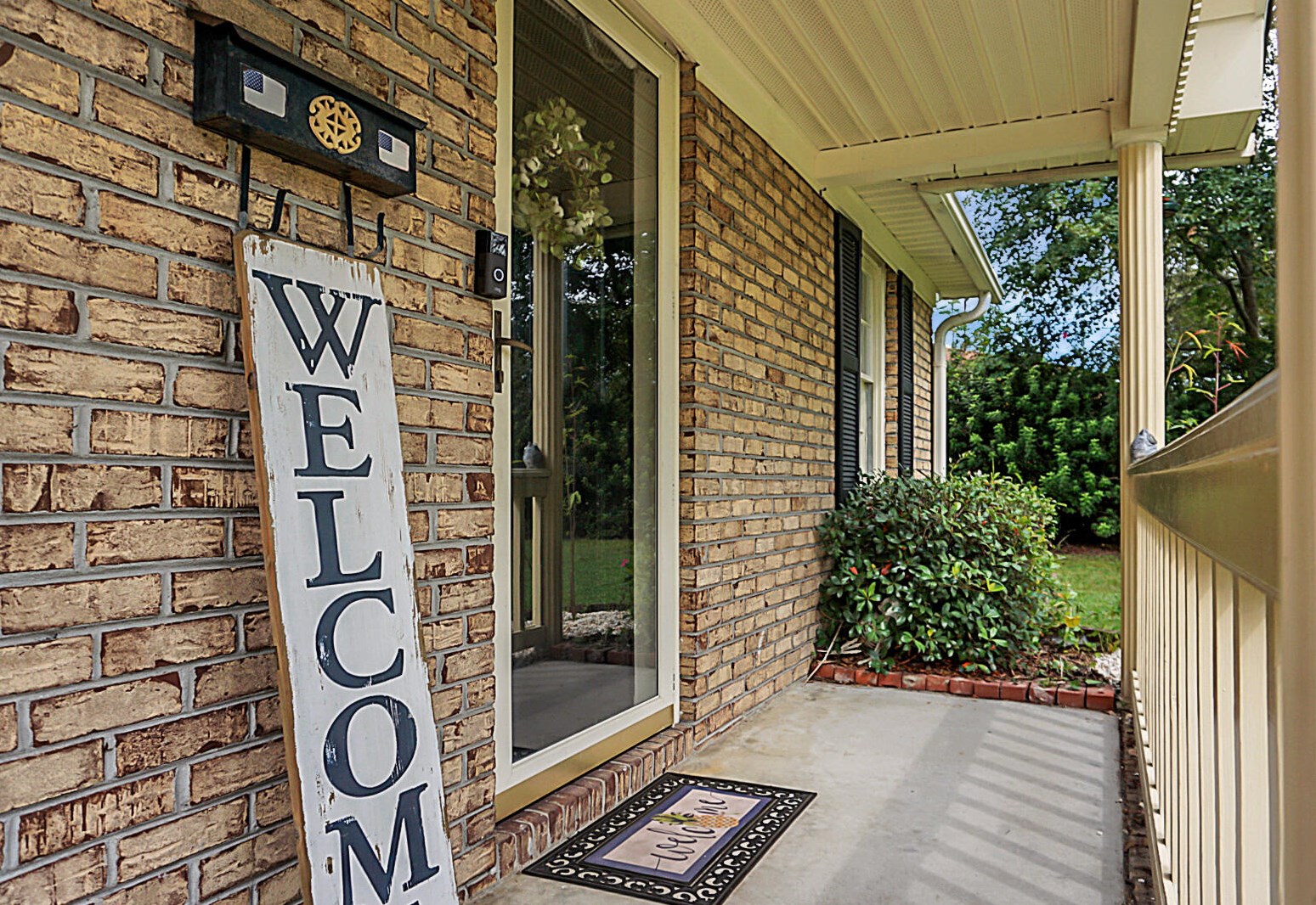 244 High Hill Dr, Moncks Corner SC  29461-2661 exterior