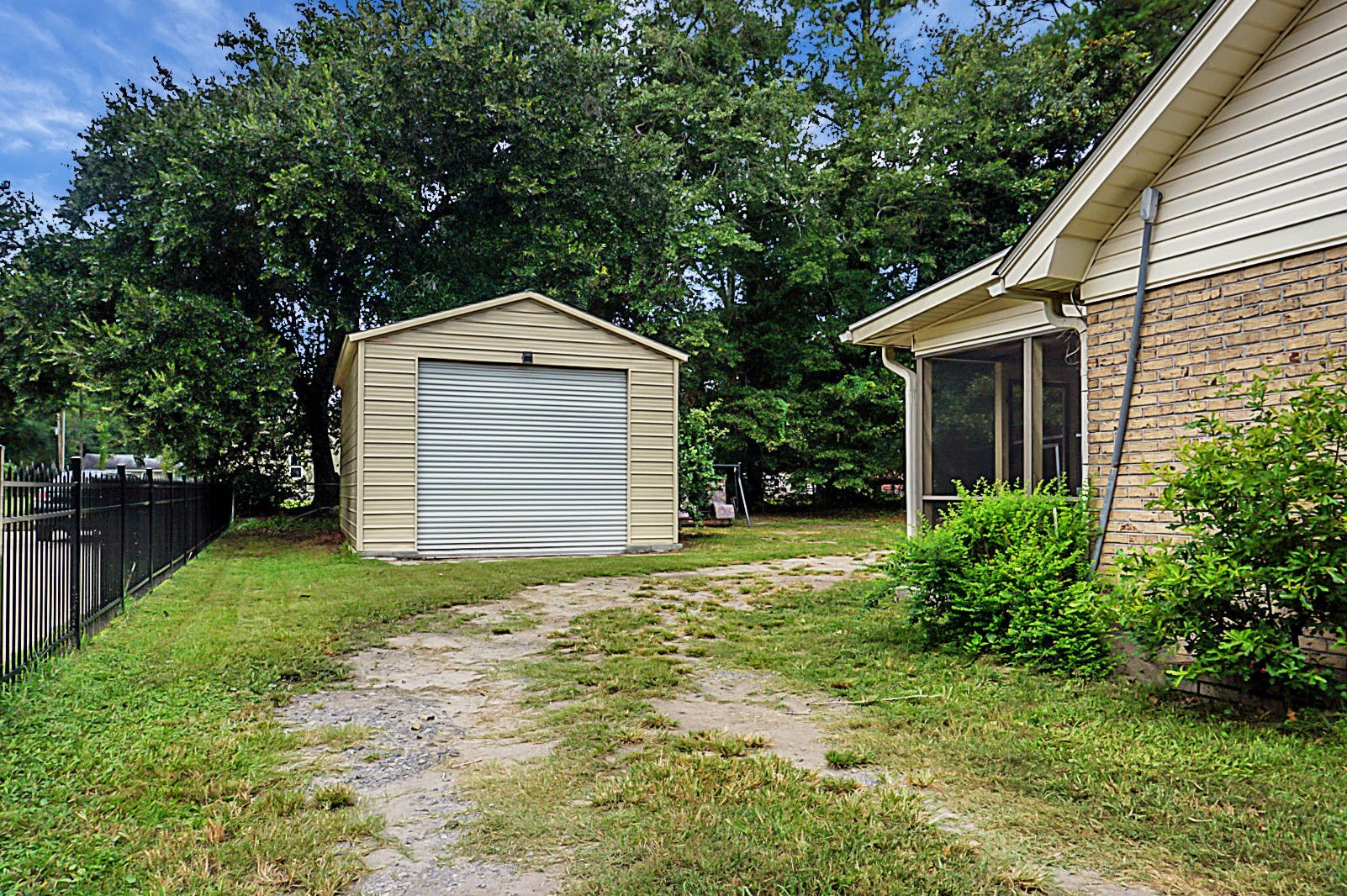 244 High Hl Dr, Moncks Corner SC  29461-2662 exterior