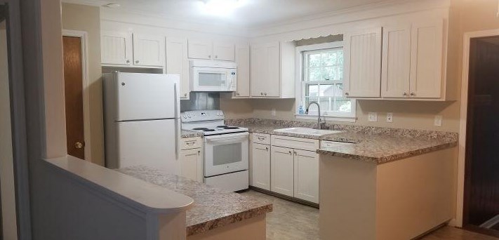 109 Woodlawn Cir, Summerville, SC 29485