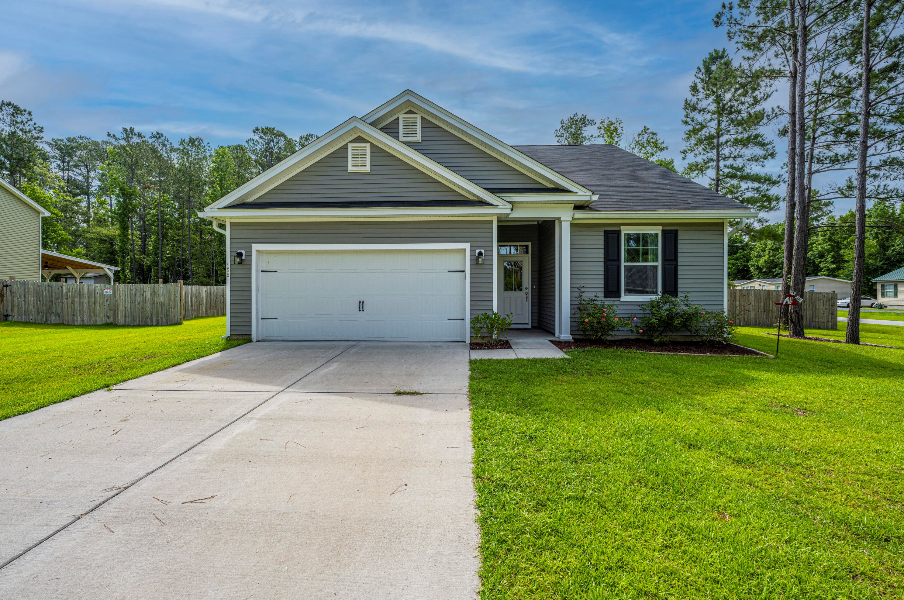 155 Mcmakin St, Summerville, SC 29483-4817