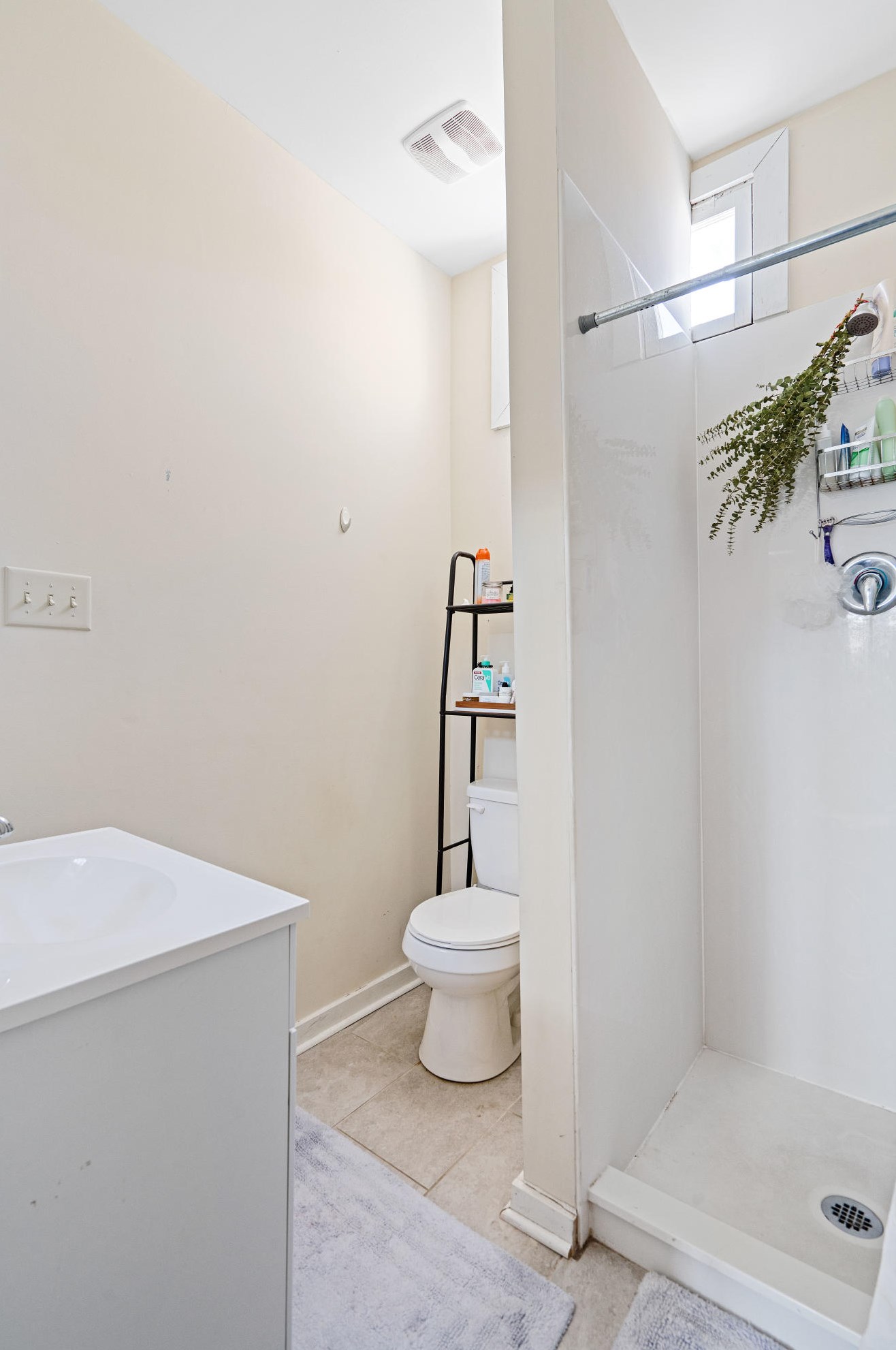 135 Ashley Ave, Charleston SC 29401-1804 exterior