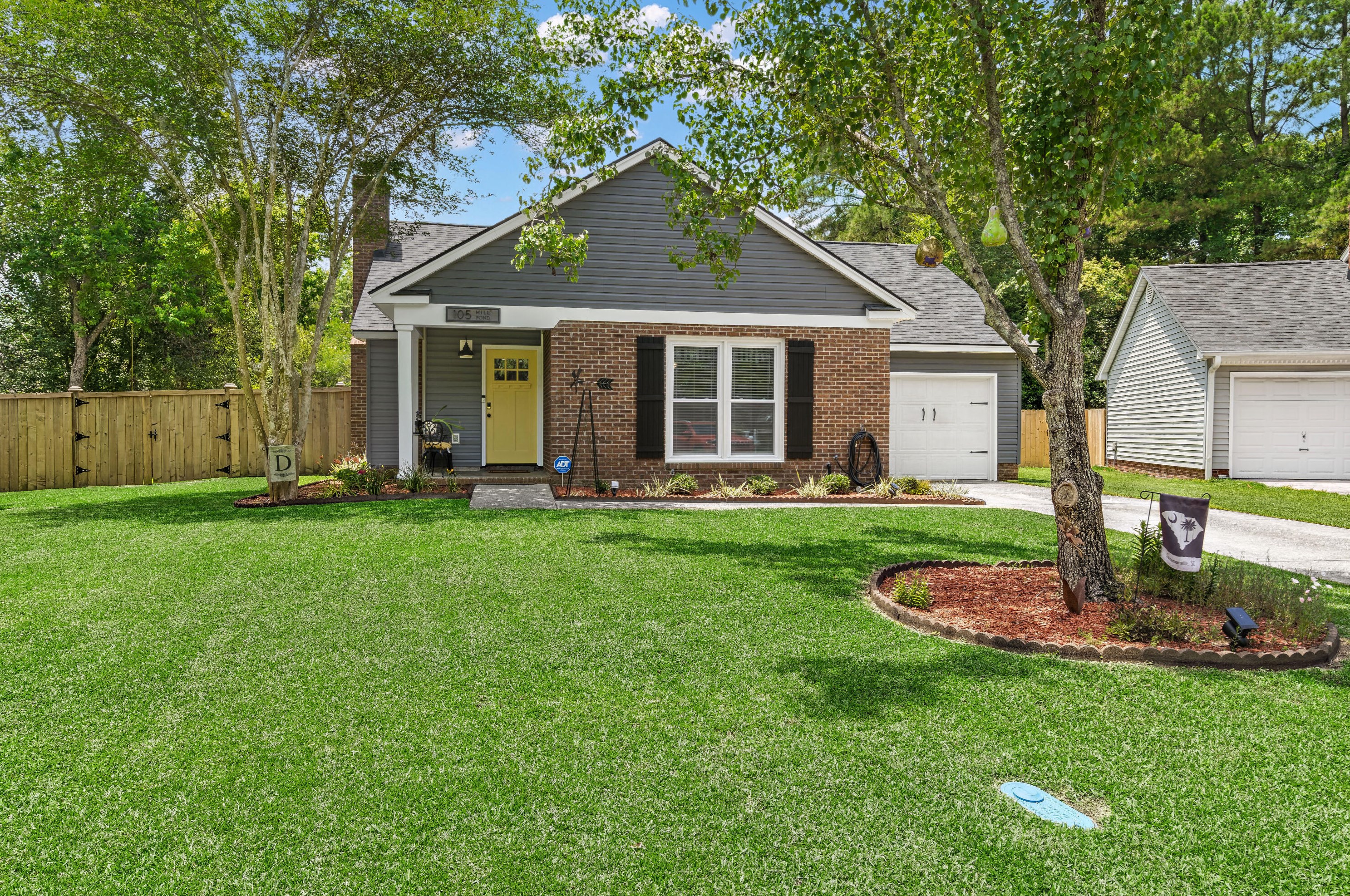 105 Mill Pond Ct, Summerville, SC 29485-5244
