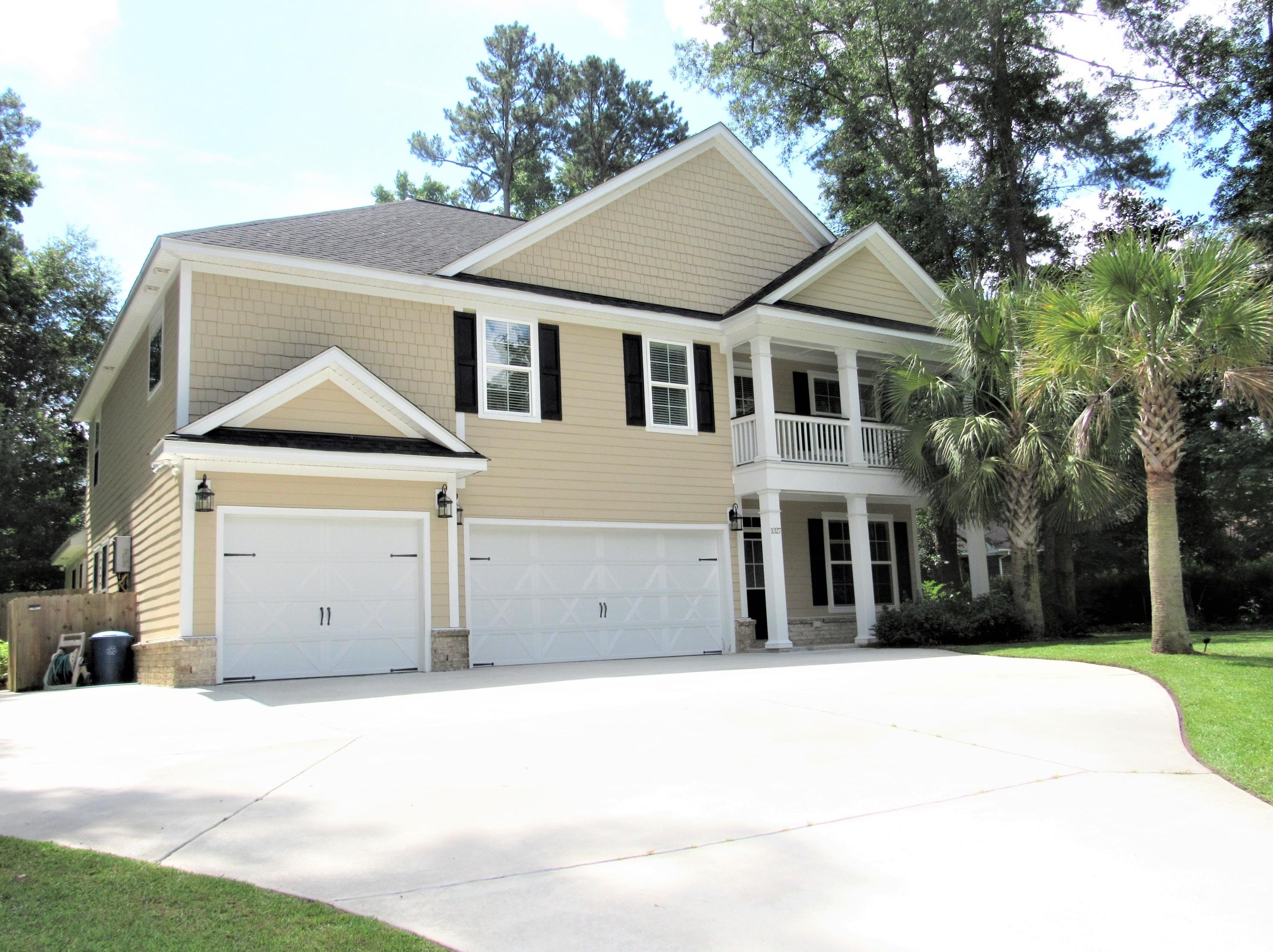 1327 Wannamaker Ave, Summerville, SC 29485-3325