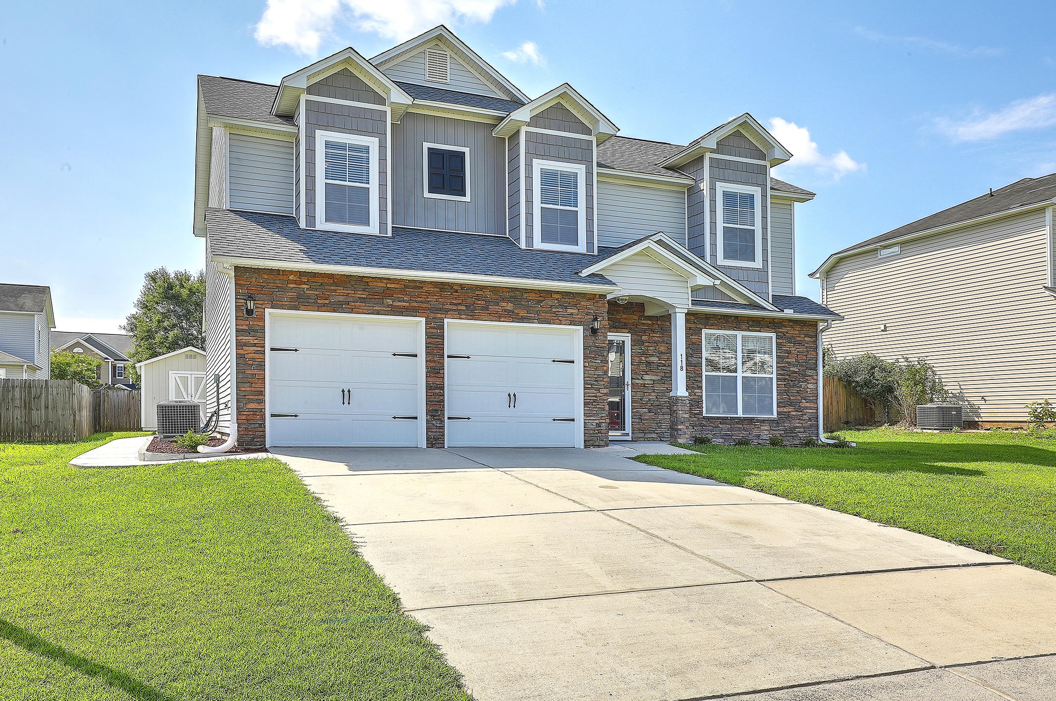 118 Summer View Rd, Summerville, SC 29483-8367