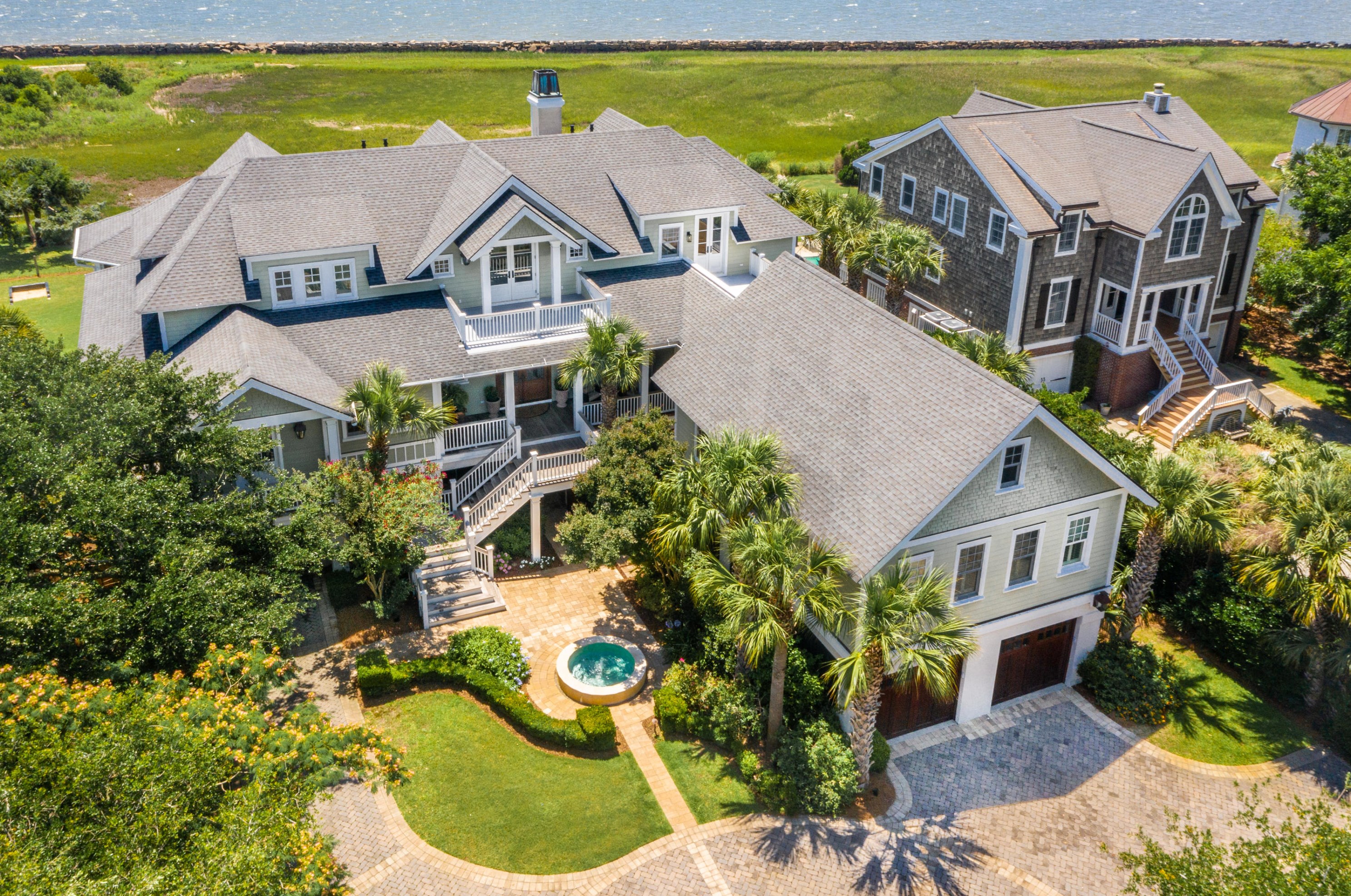 847 Middle St, Sullivans Island, SC 29482-8728
