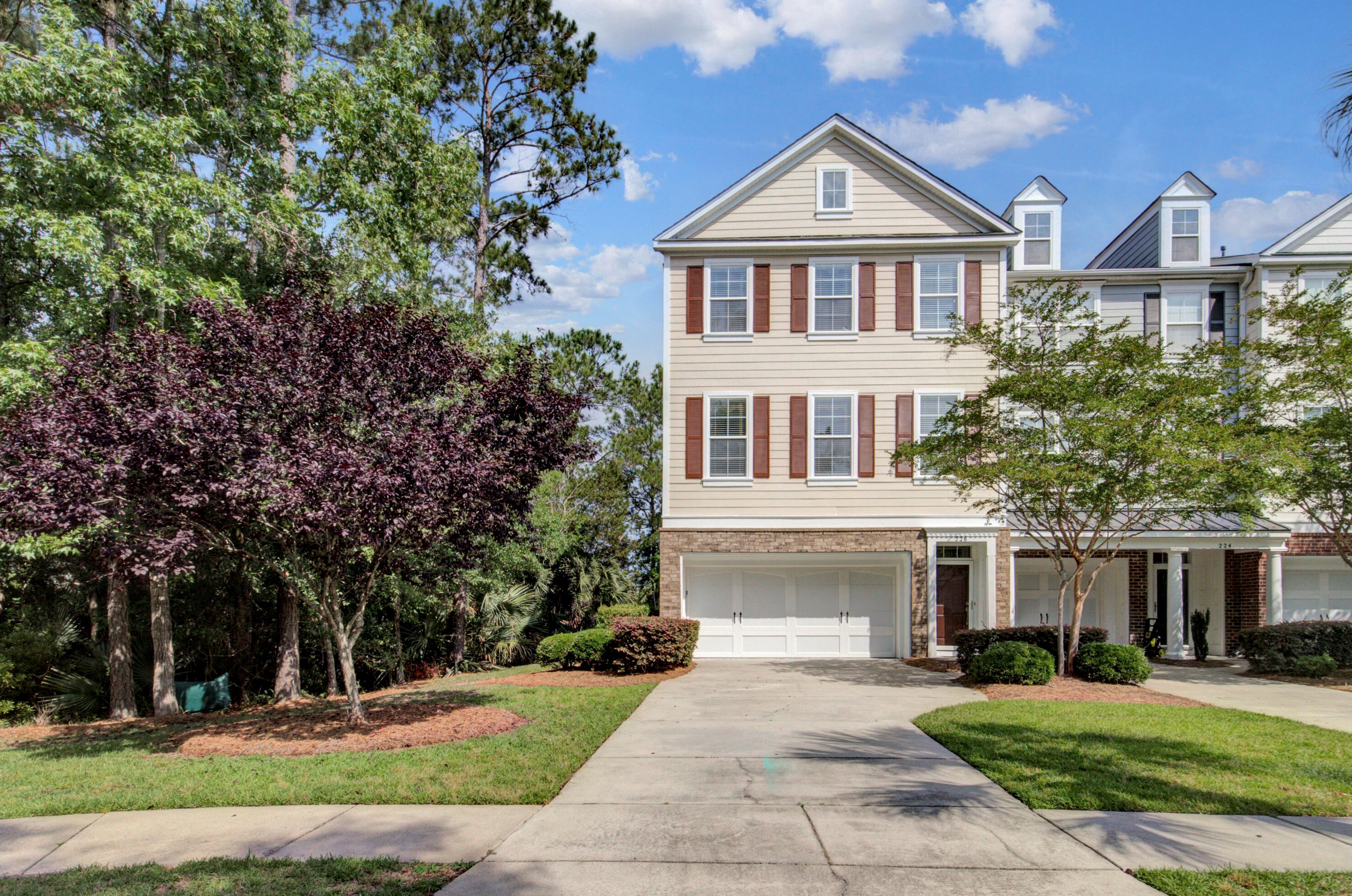 226 Fair Sailing Rd, Mount Pleasant, SC 29466-8167