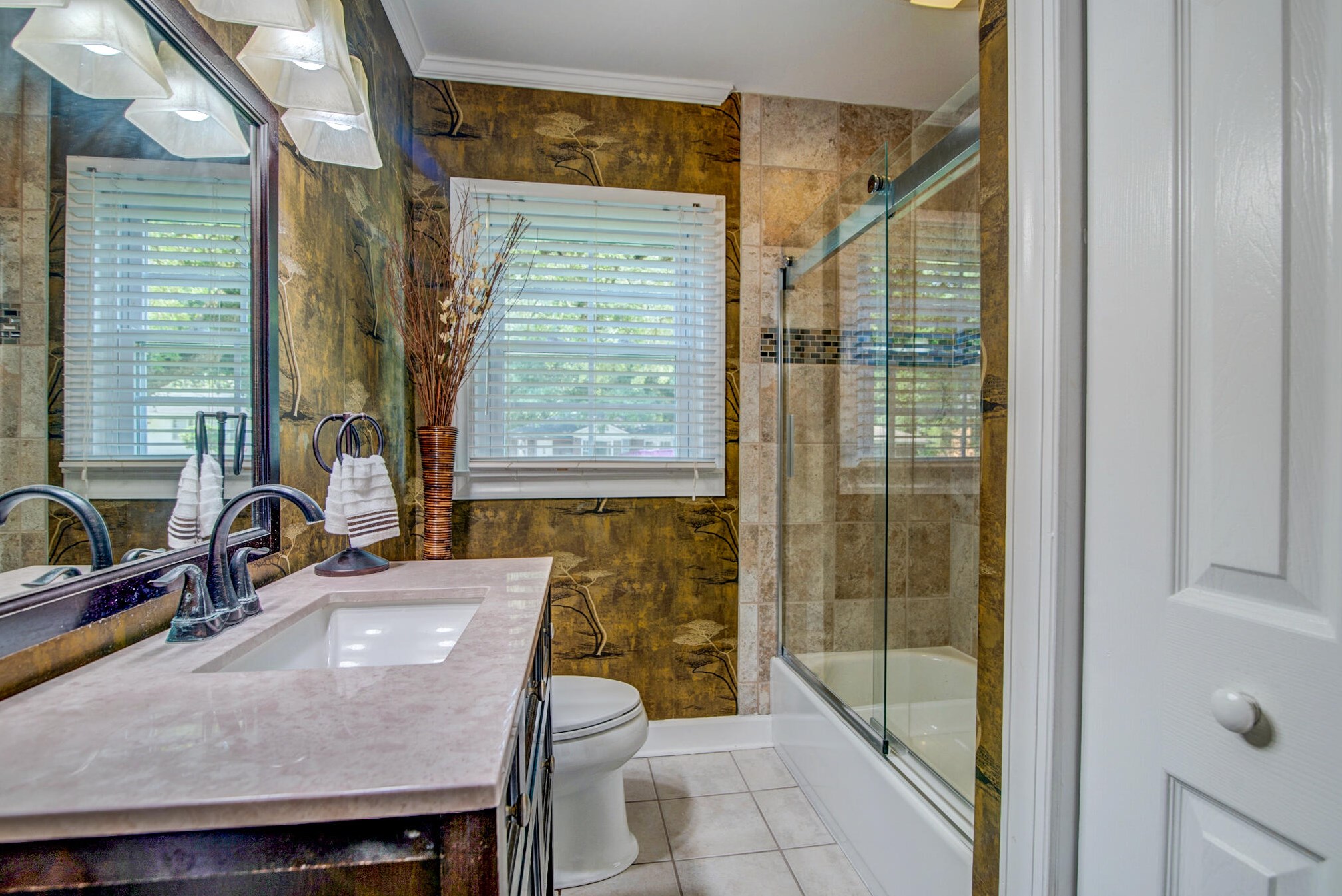 1189 Camden St, Charleston SC 29405-4328 exterior