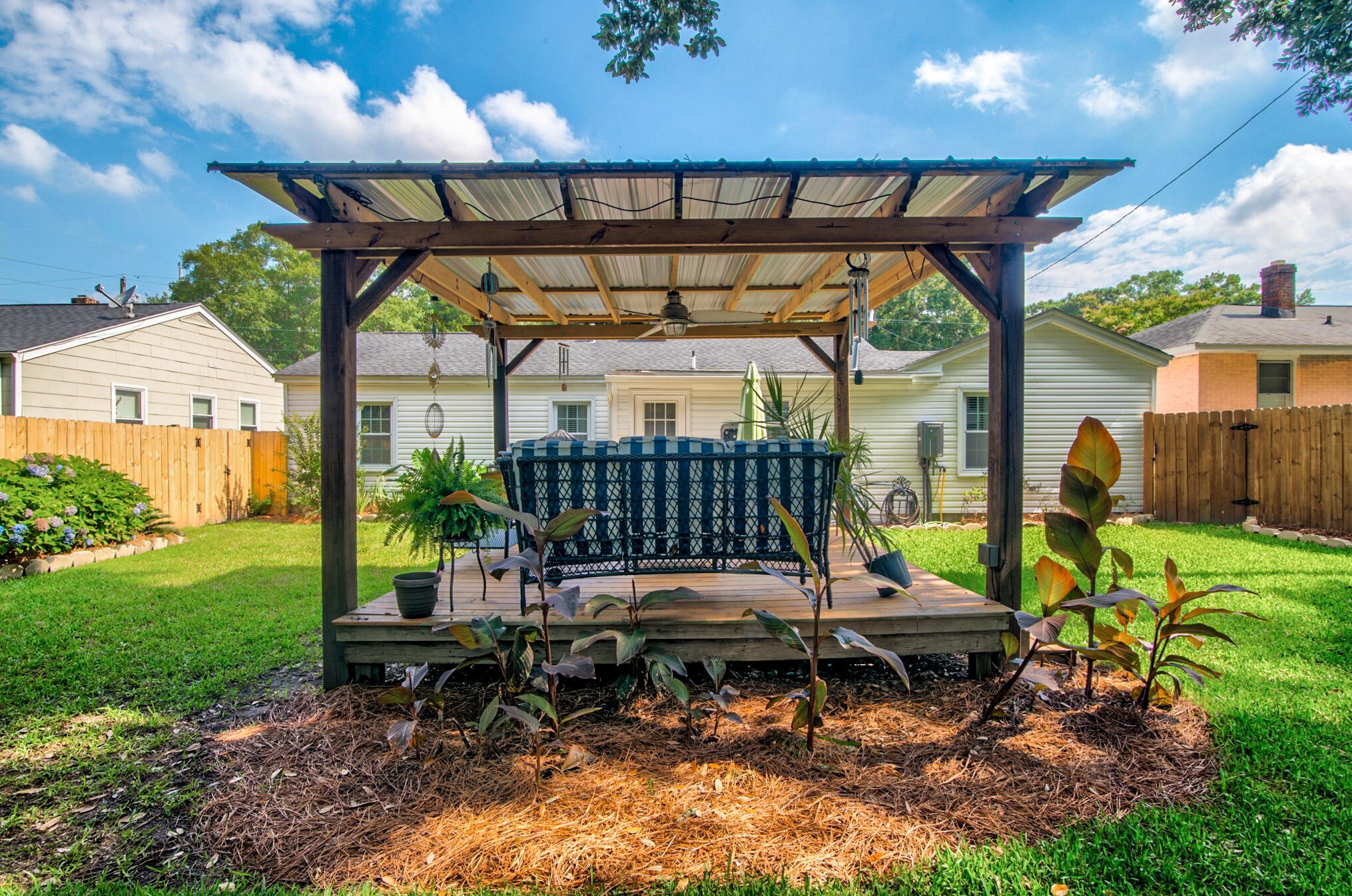 1189 Camden St, Charleston SC 29405-4328 exterior