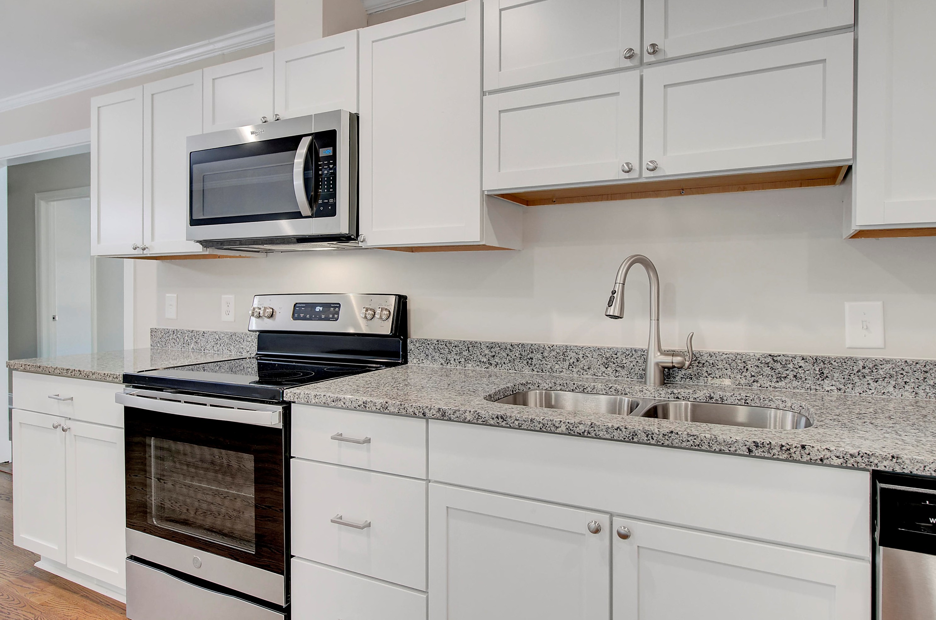 803 Burnett Dr, Charleston SC  29412-5015 exterior