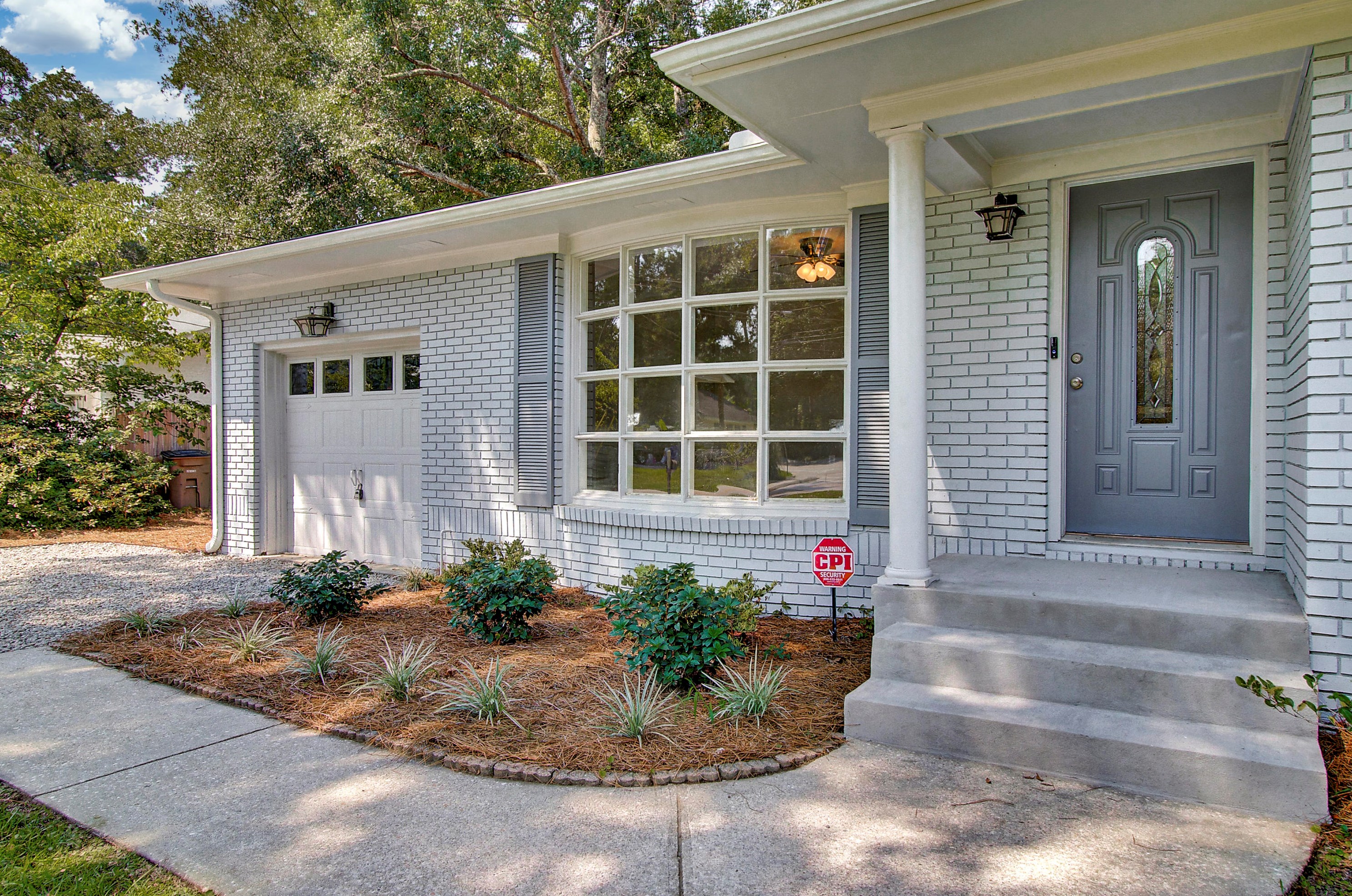 803 Burnett Dr, Charleston SC  29412-5015 exterior