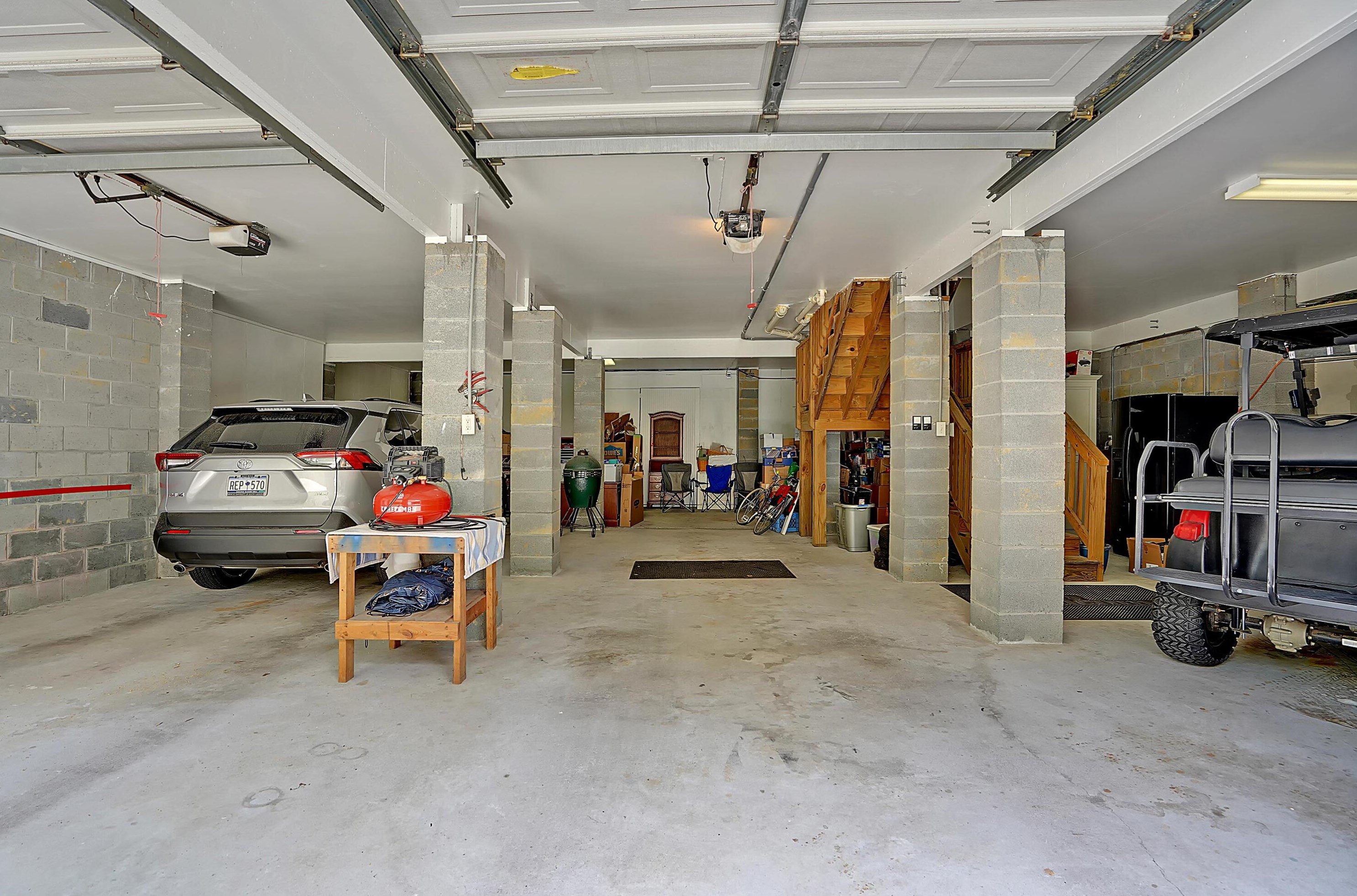 606 Leavitt Ct, Charleston SC  29492-7572 exterior