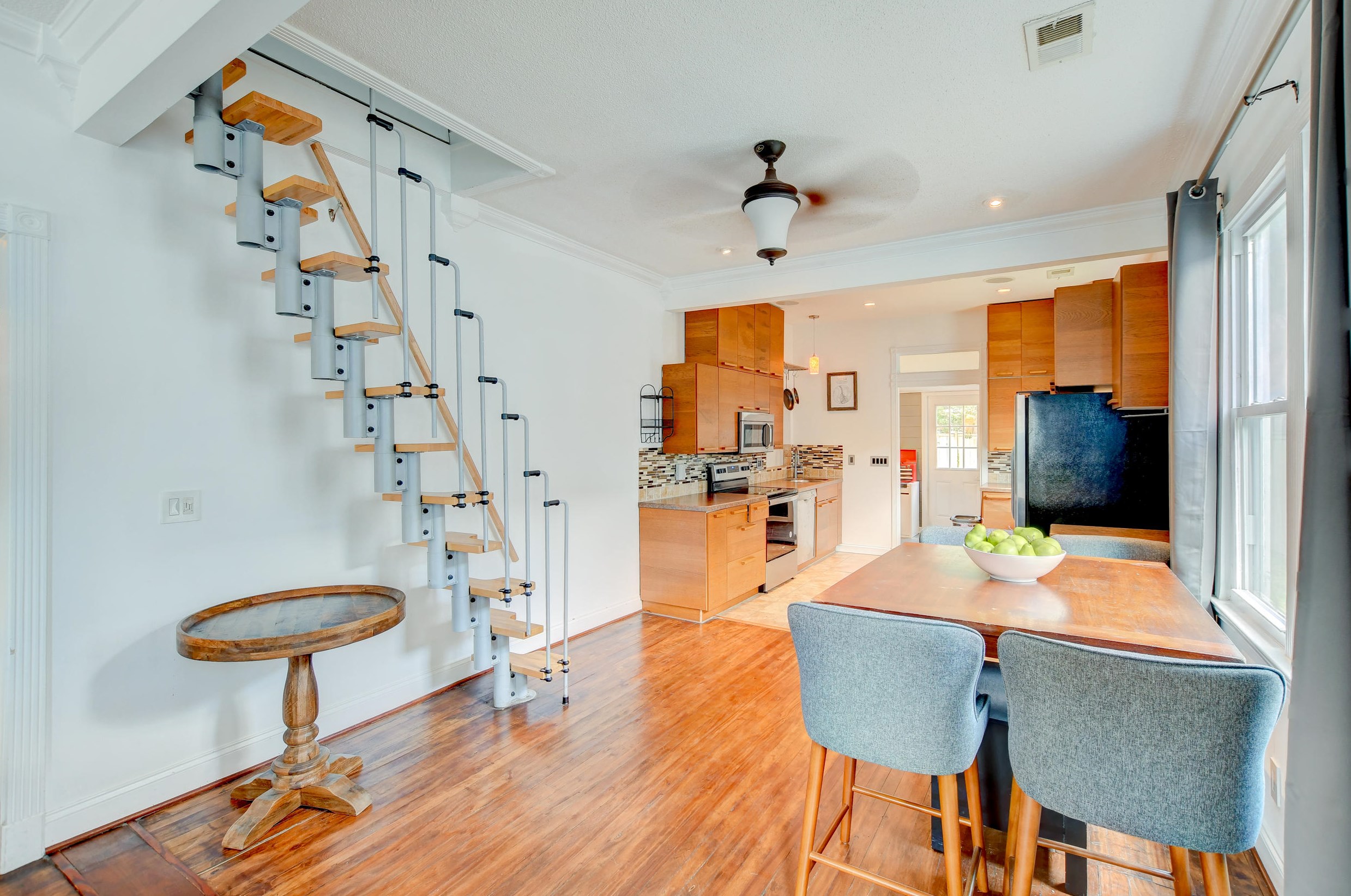 64 San Souci St, Charleston SC  29403-3236 exterior