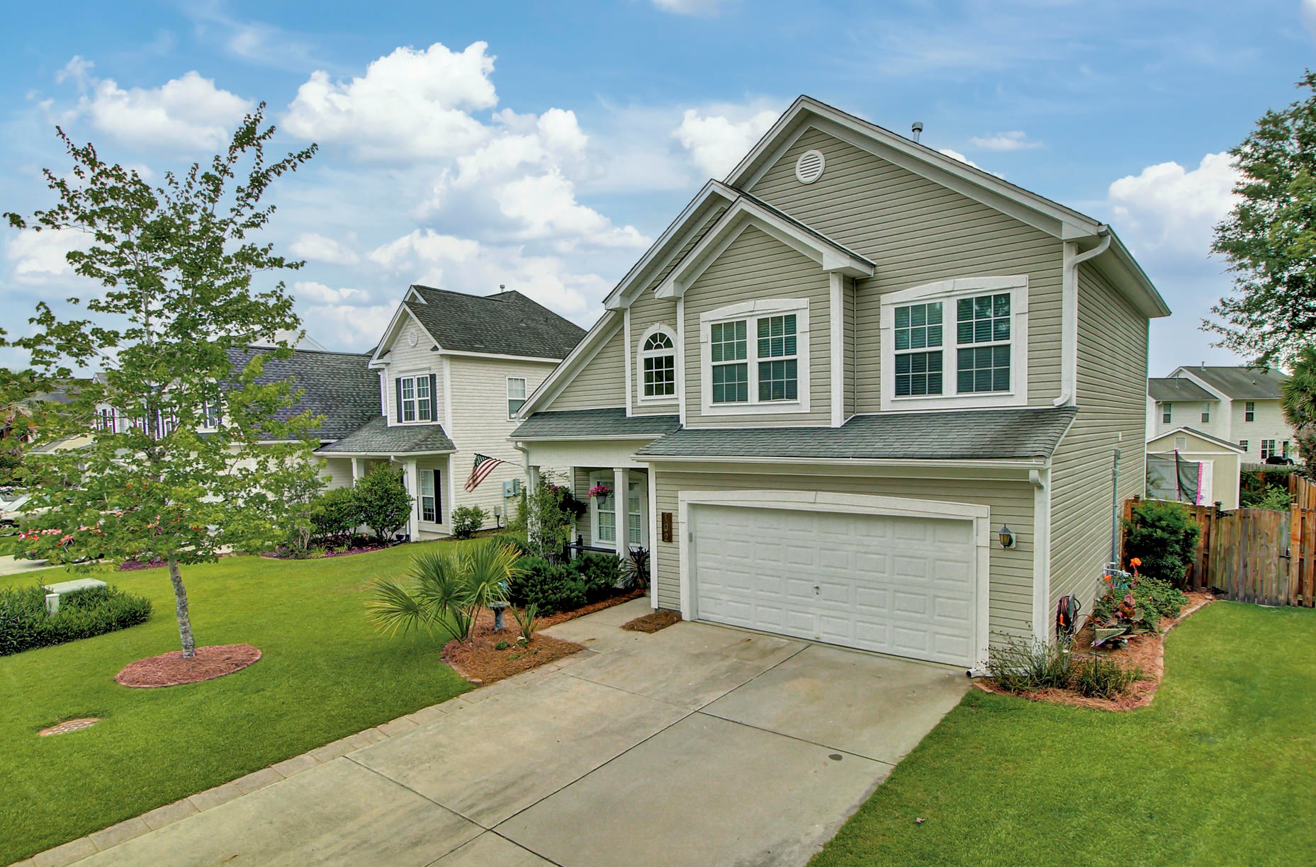 102 Valentin Dr, Summerville, SC 29483-8439
