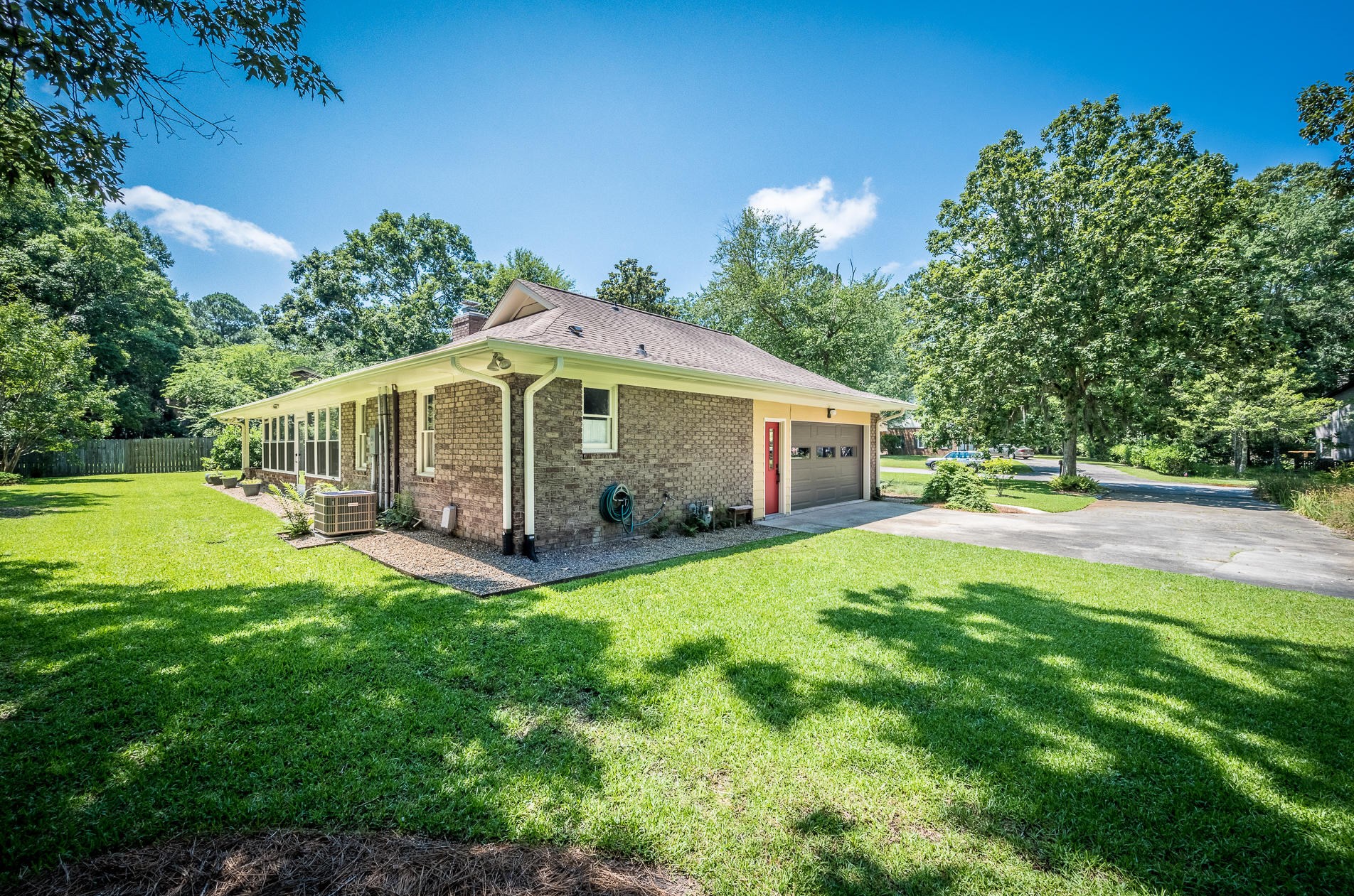 89 King Charles Cir, Summerville, SC 29485-3406